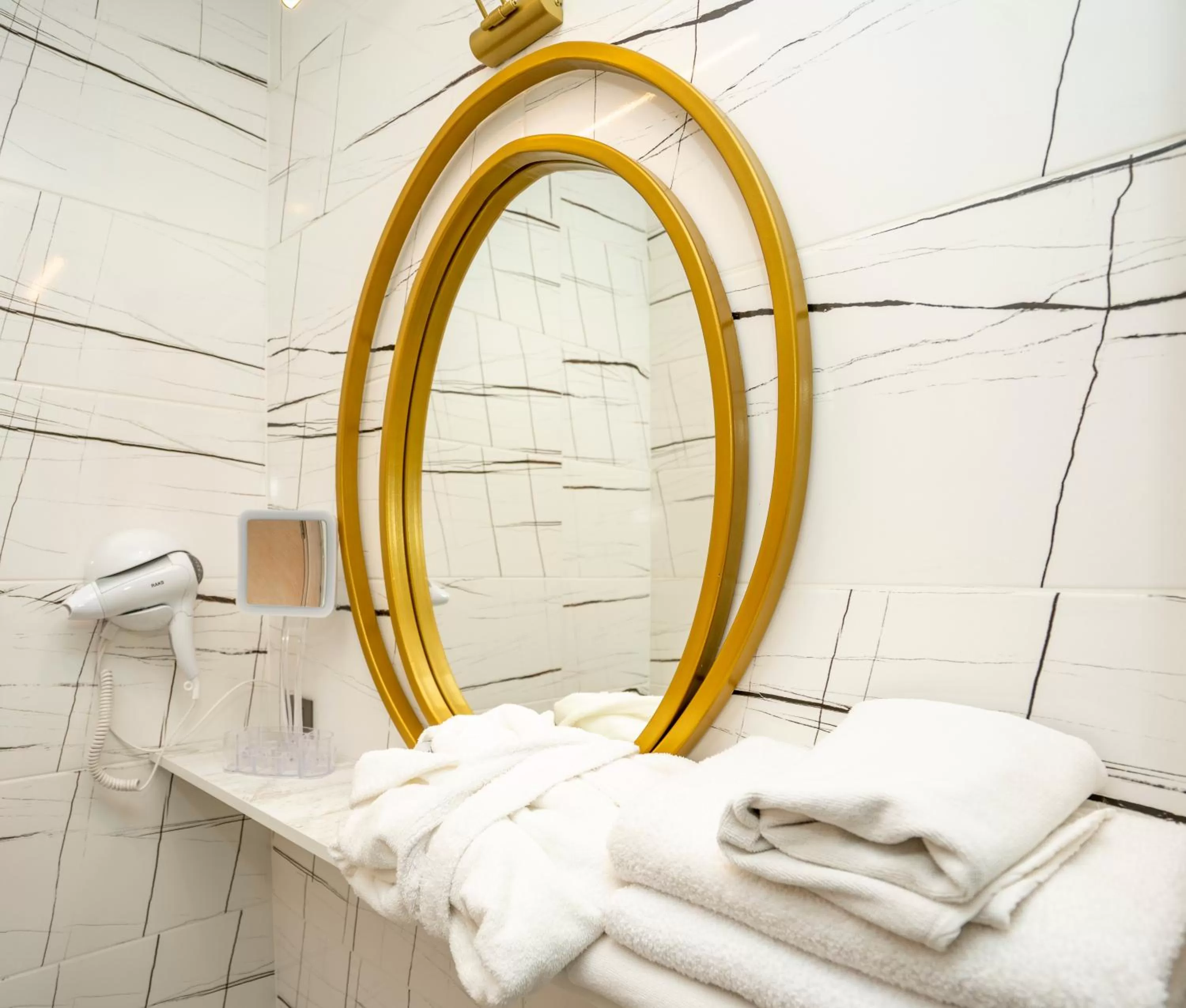 Bathroom in The Gate Ataşehir Finance Centre