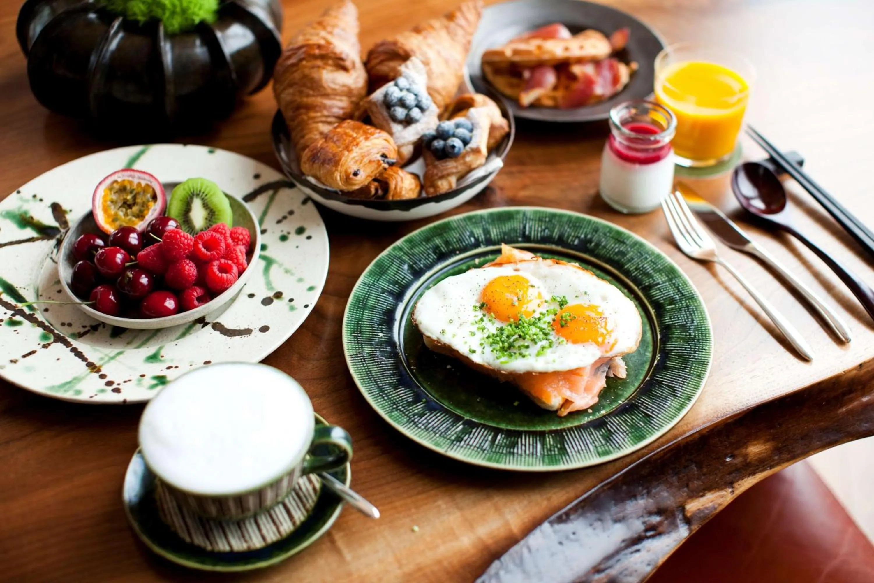 Restaurant/places to eat in Andaz Tokyo - A Concept by Hyatt