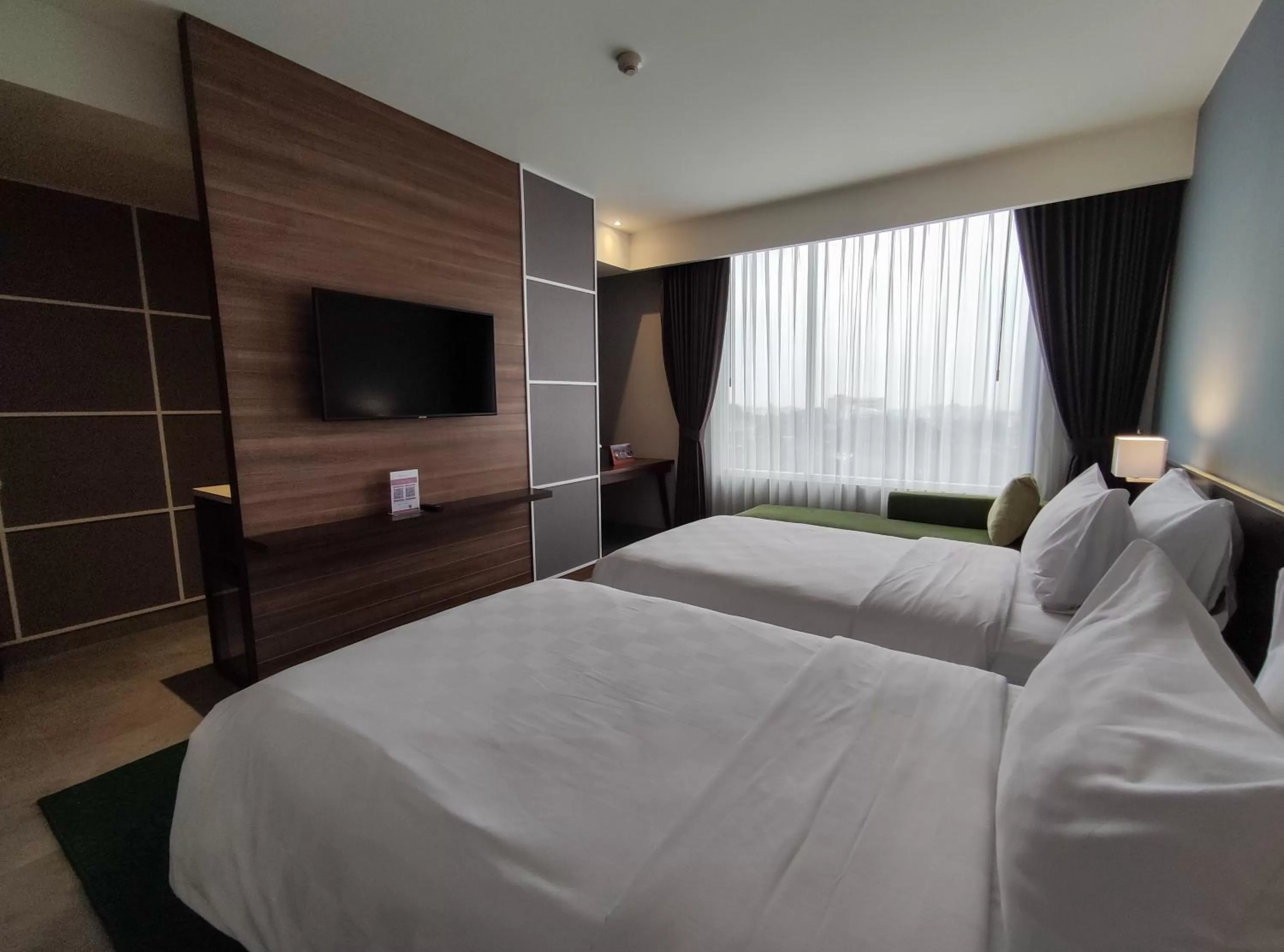 Bedroom, Bed in Swiss-Belinn Bogor
