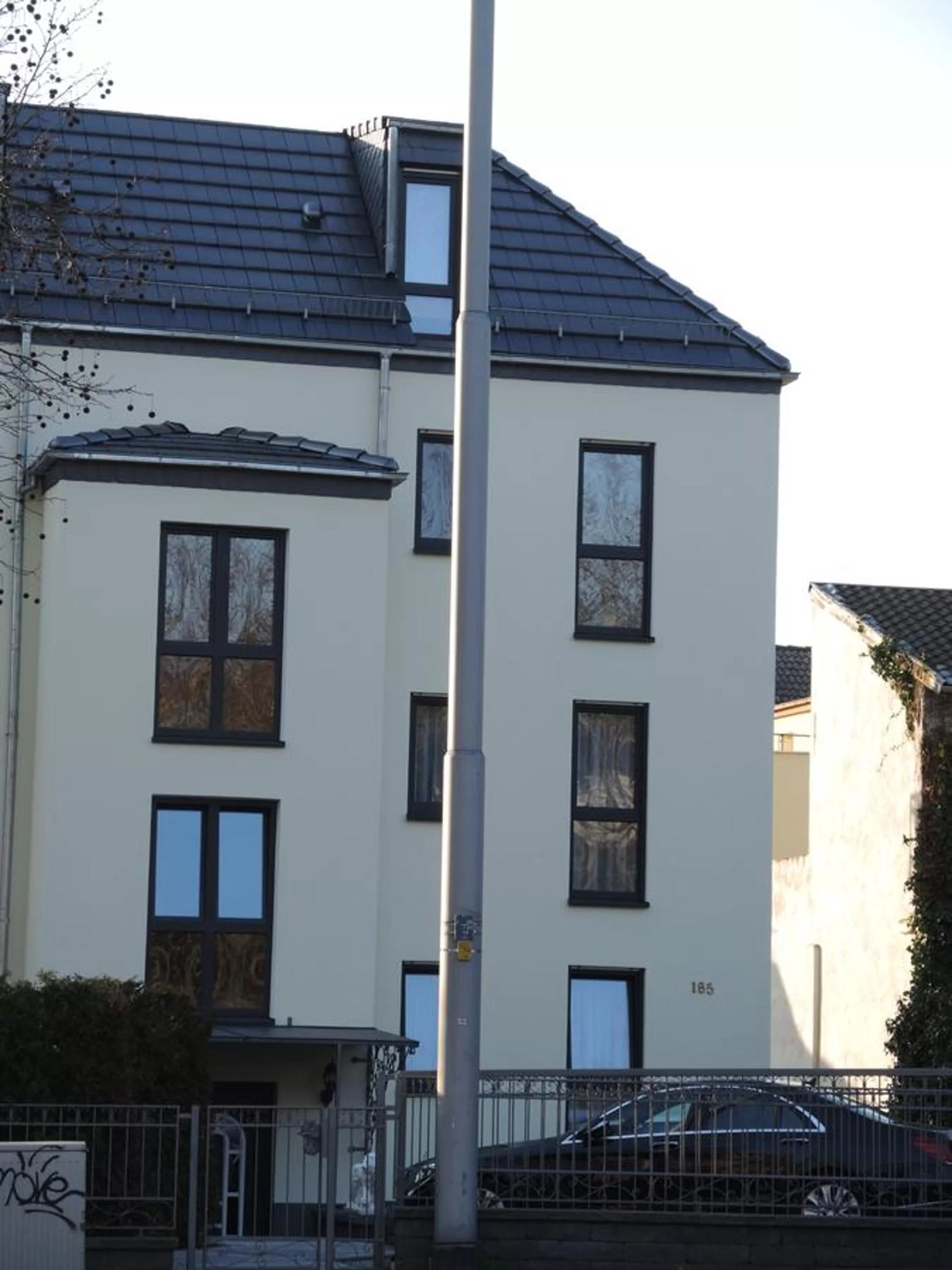 Facade/entrance, Property Building in Merkel Villa Apartamente