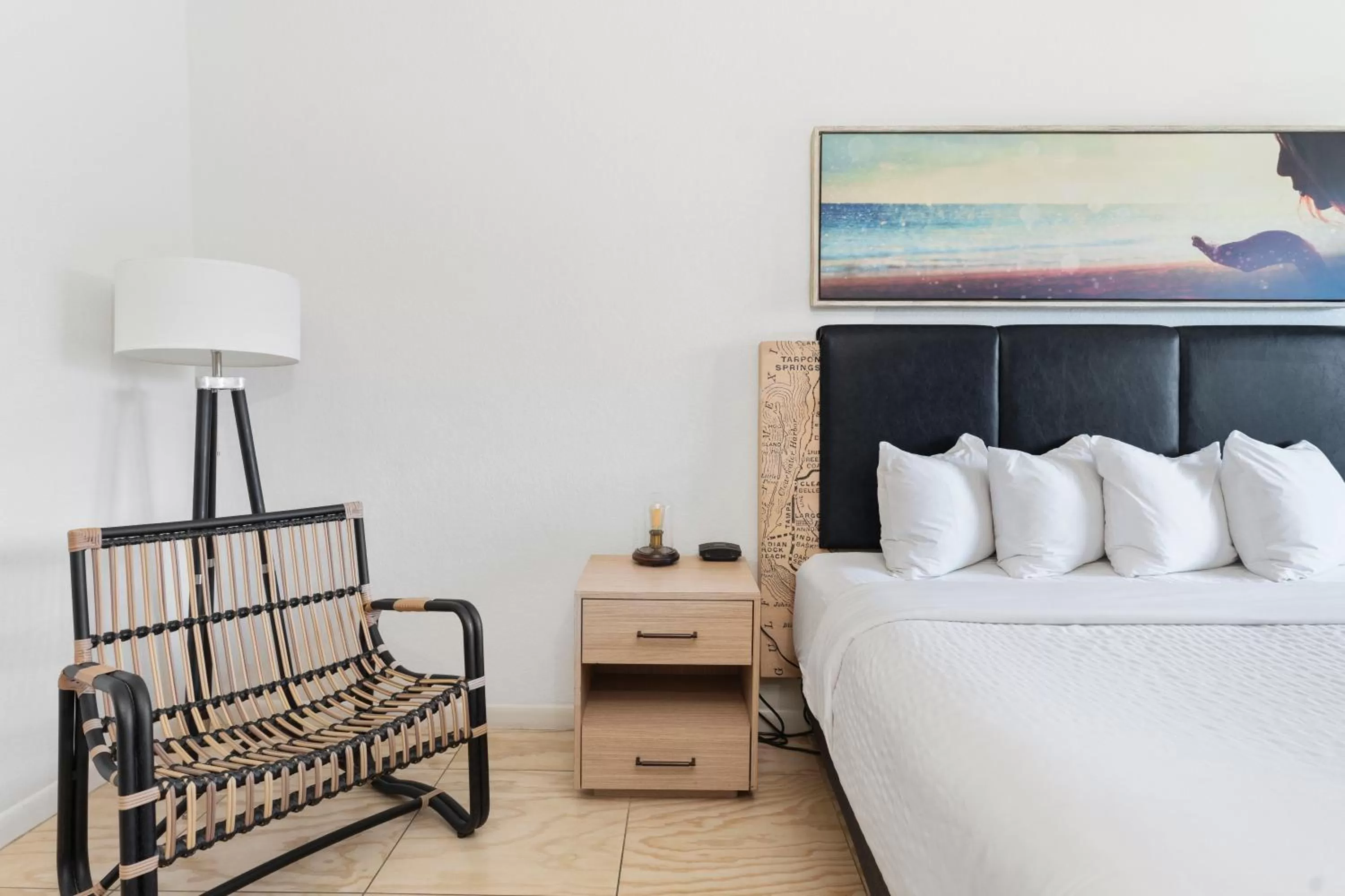 Seating area in Postcard Inn On The Beach