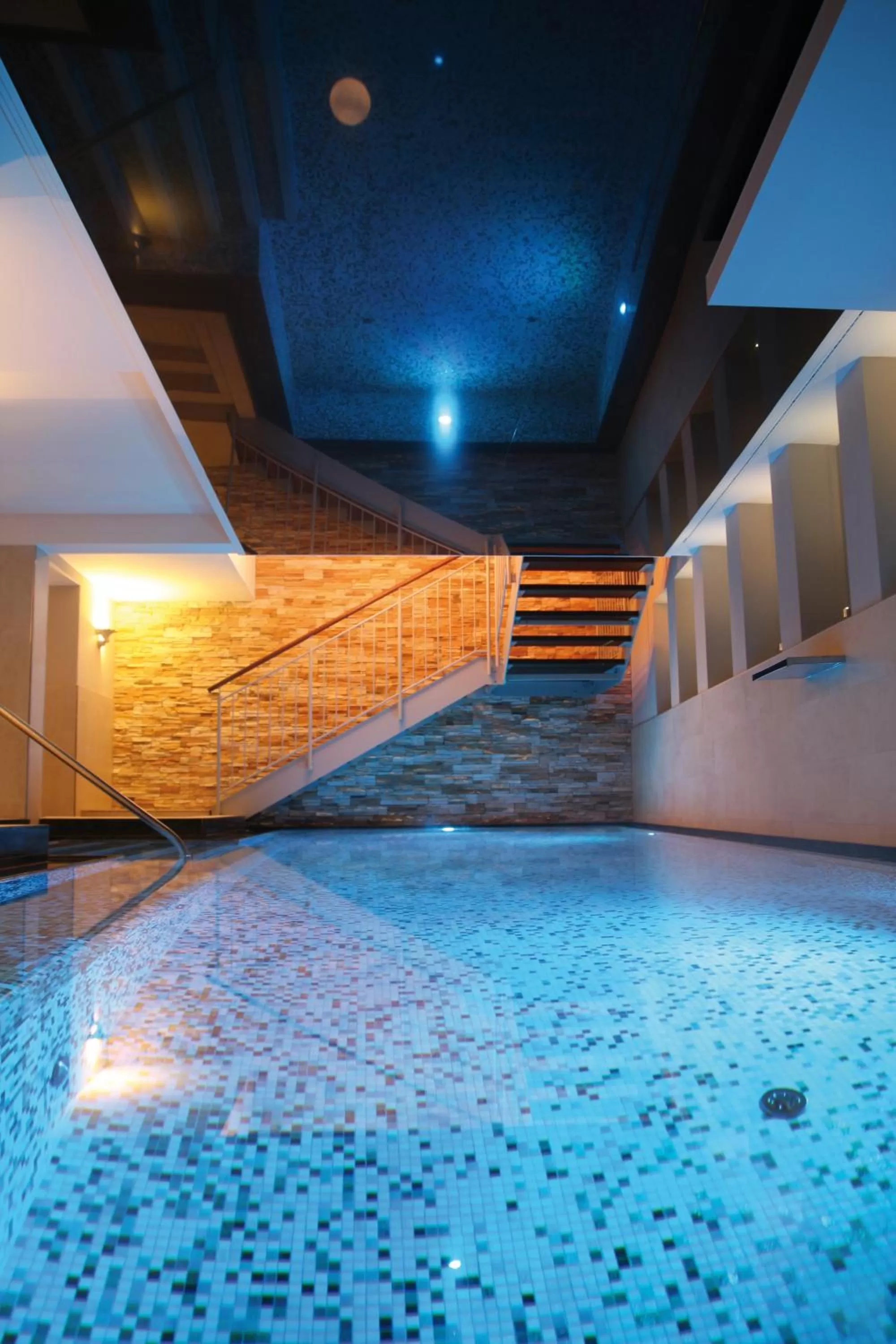 Swimming pool in Hotel Goldener Ochs