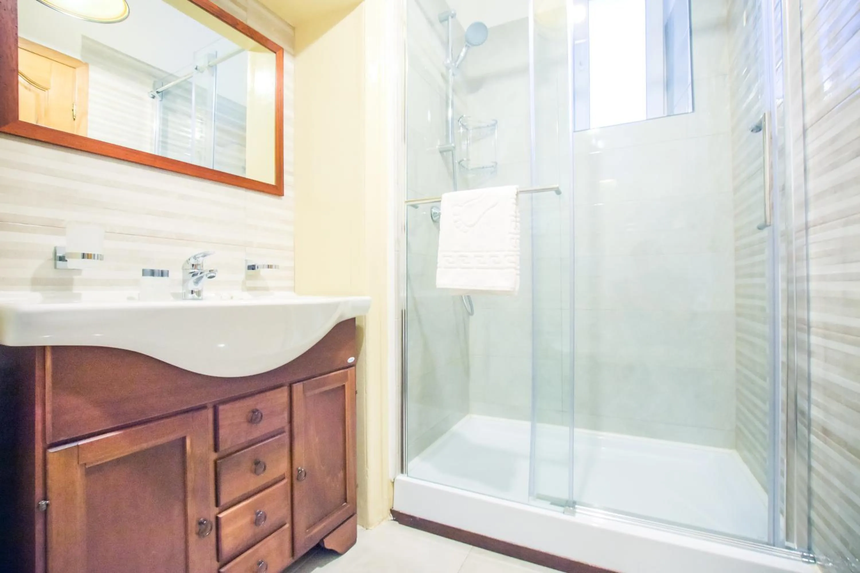 Bathroom in Safrano Palace