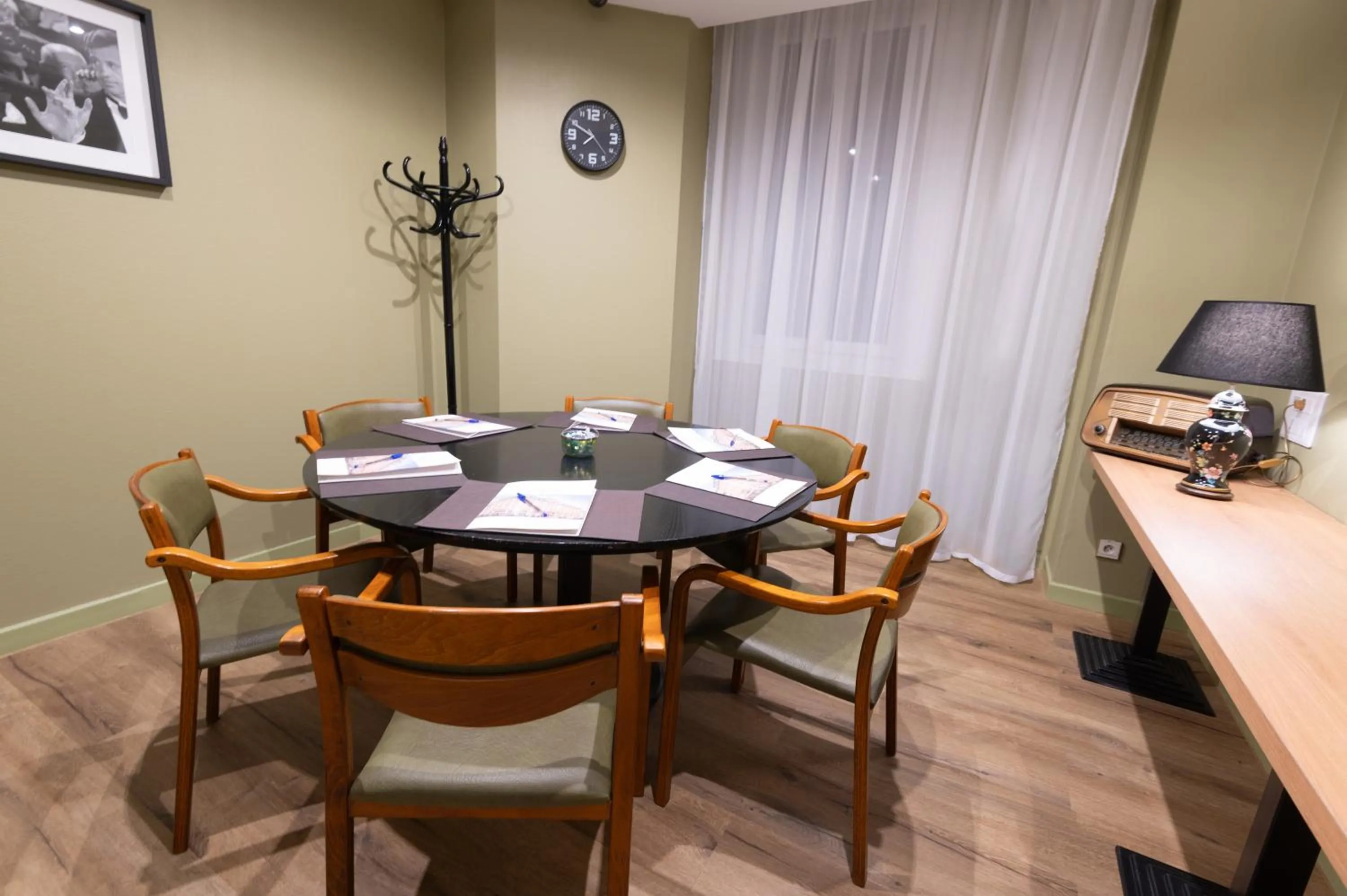 Living room in Grand Hôtel Du Tonneau D'Or