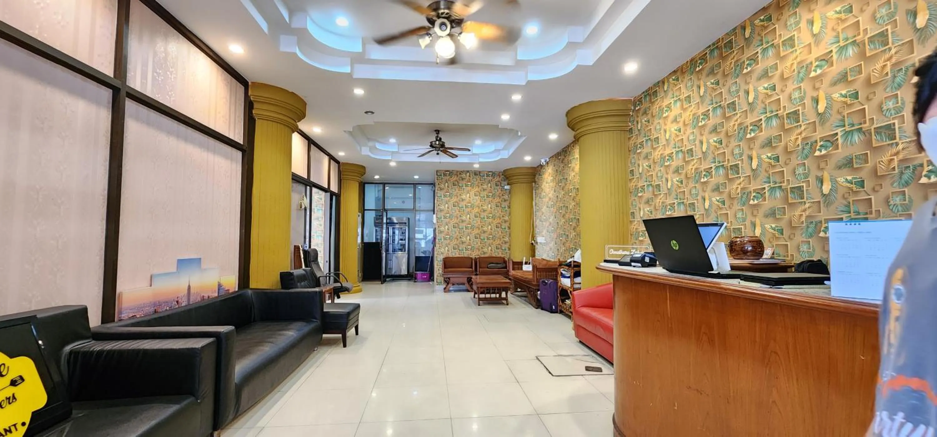 Lobby or reception in Royal Sweet Hotel