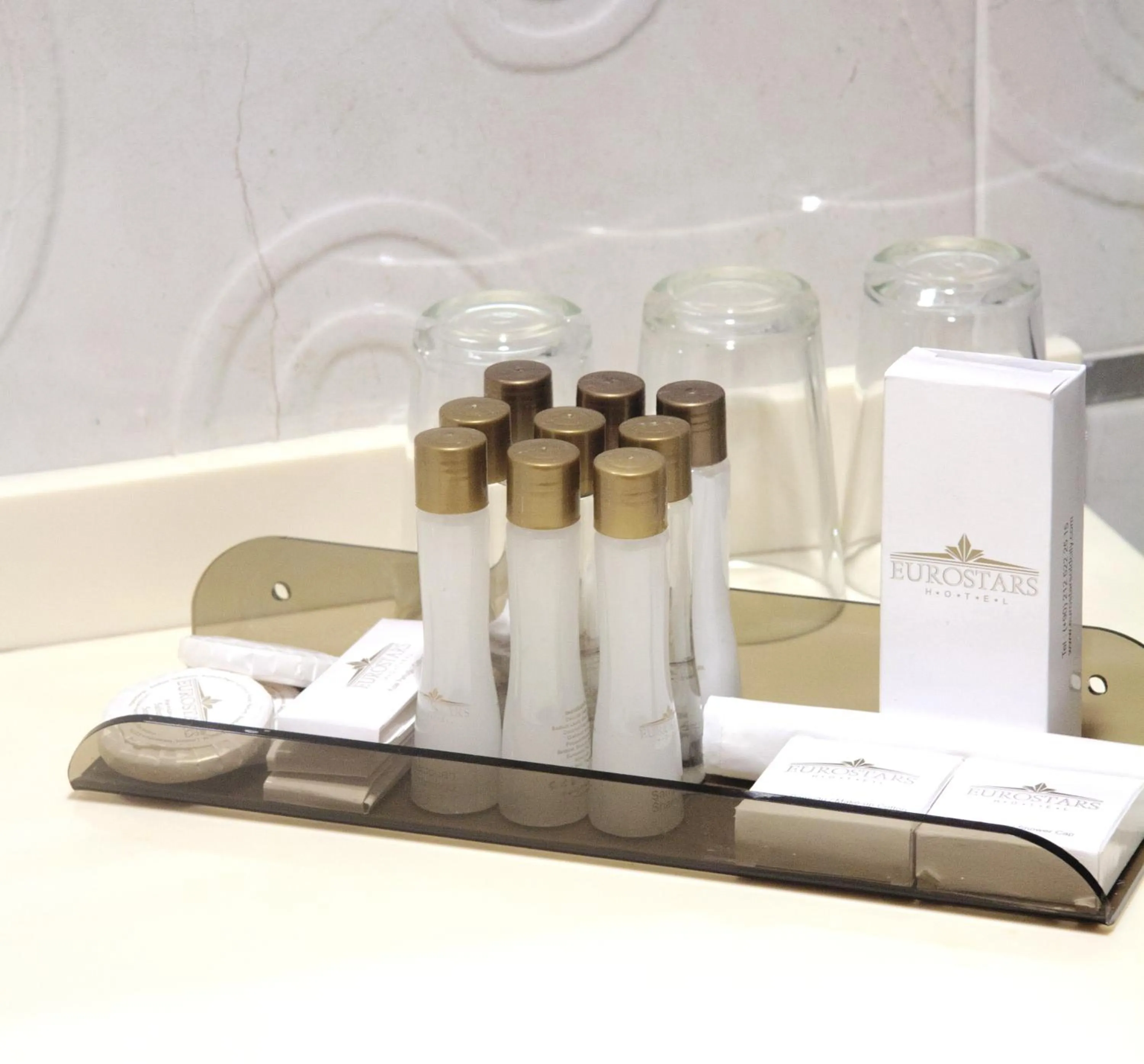 Two Connecting Double Rooms in Eurostar Old City Hotel & Spa