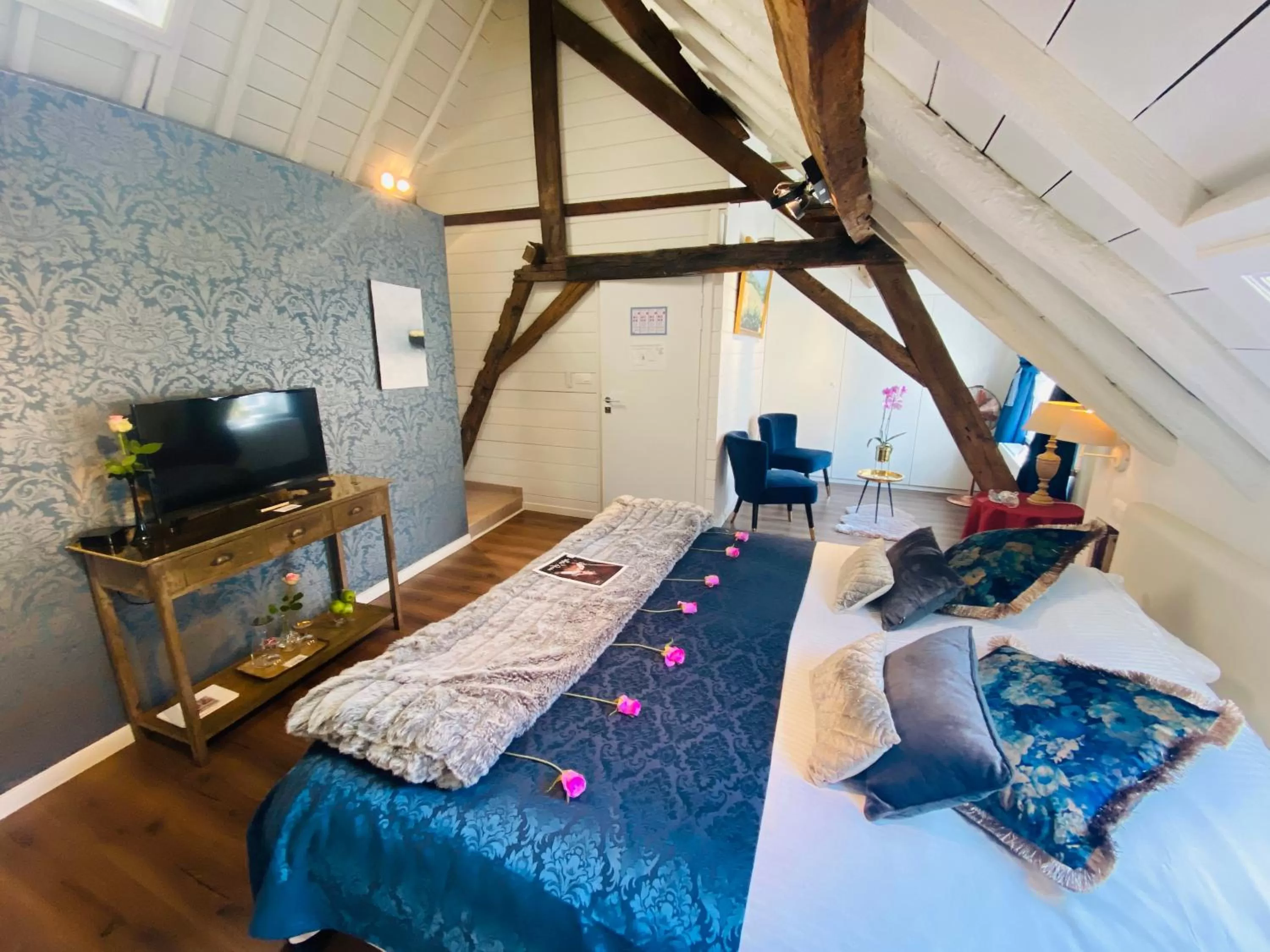 Bed in The White Queen B&B