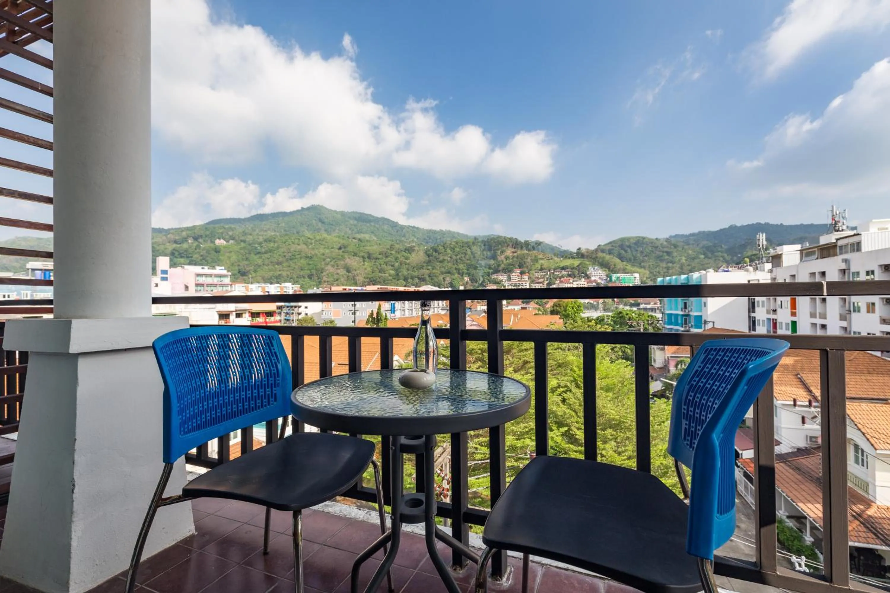 Property building in SawasdeeCiao Patong Guesthouse
