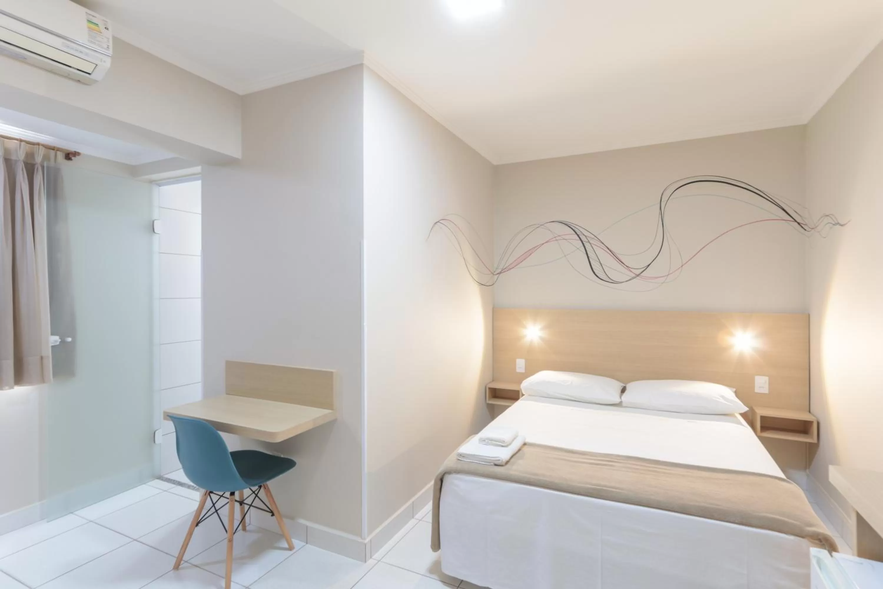 Bedroom, Bed in Hotel Copacabana Piracicaba