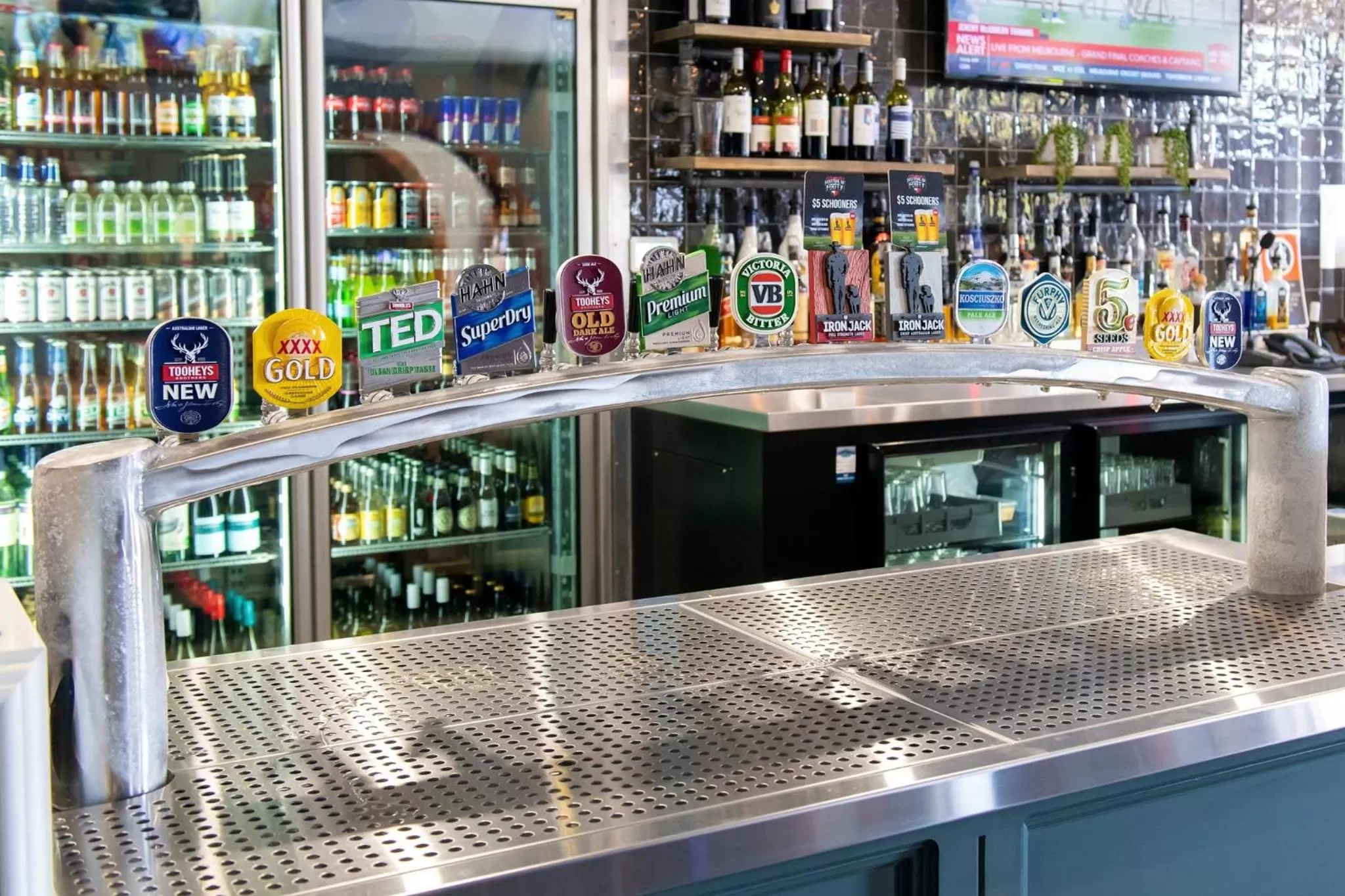 Alcoholic drinks in Great Northern Hotel