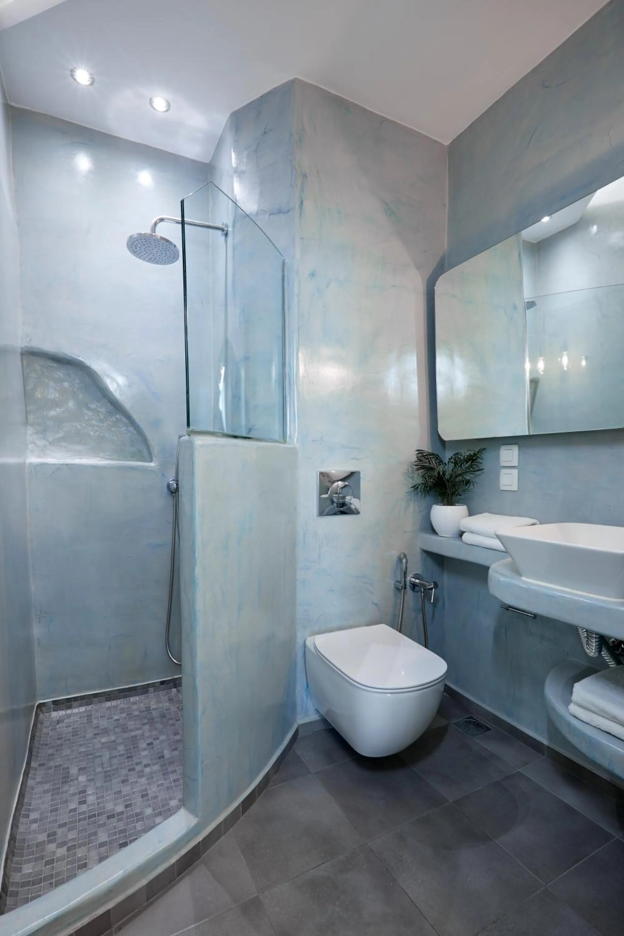 Time of day in Nissos Thira