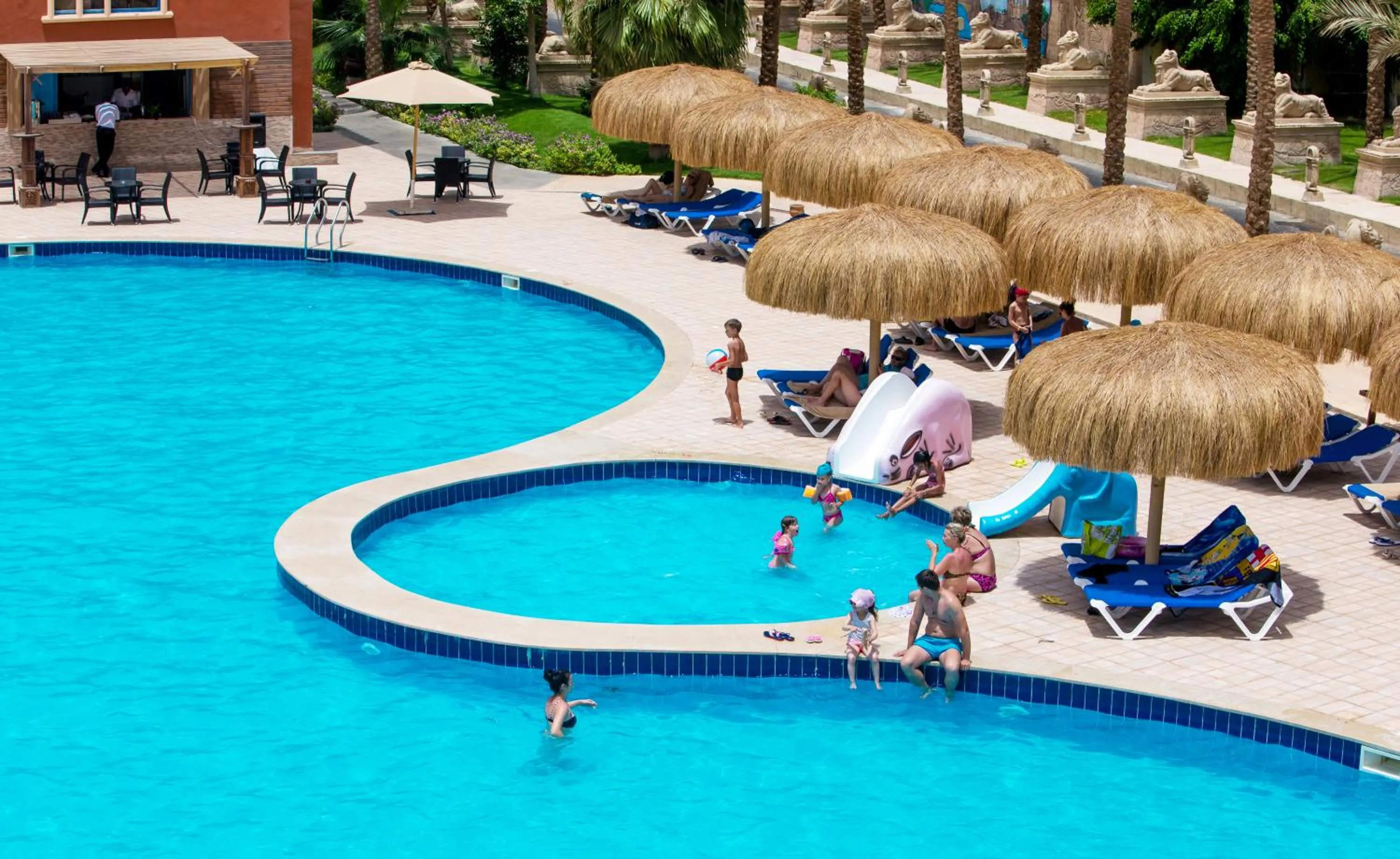 Swimming pool in Mirage Bay Resort & Aqua Park