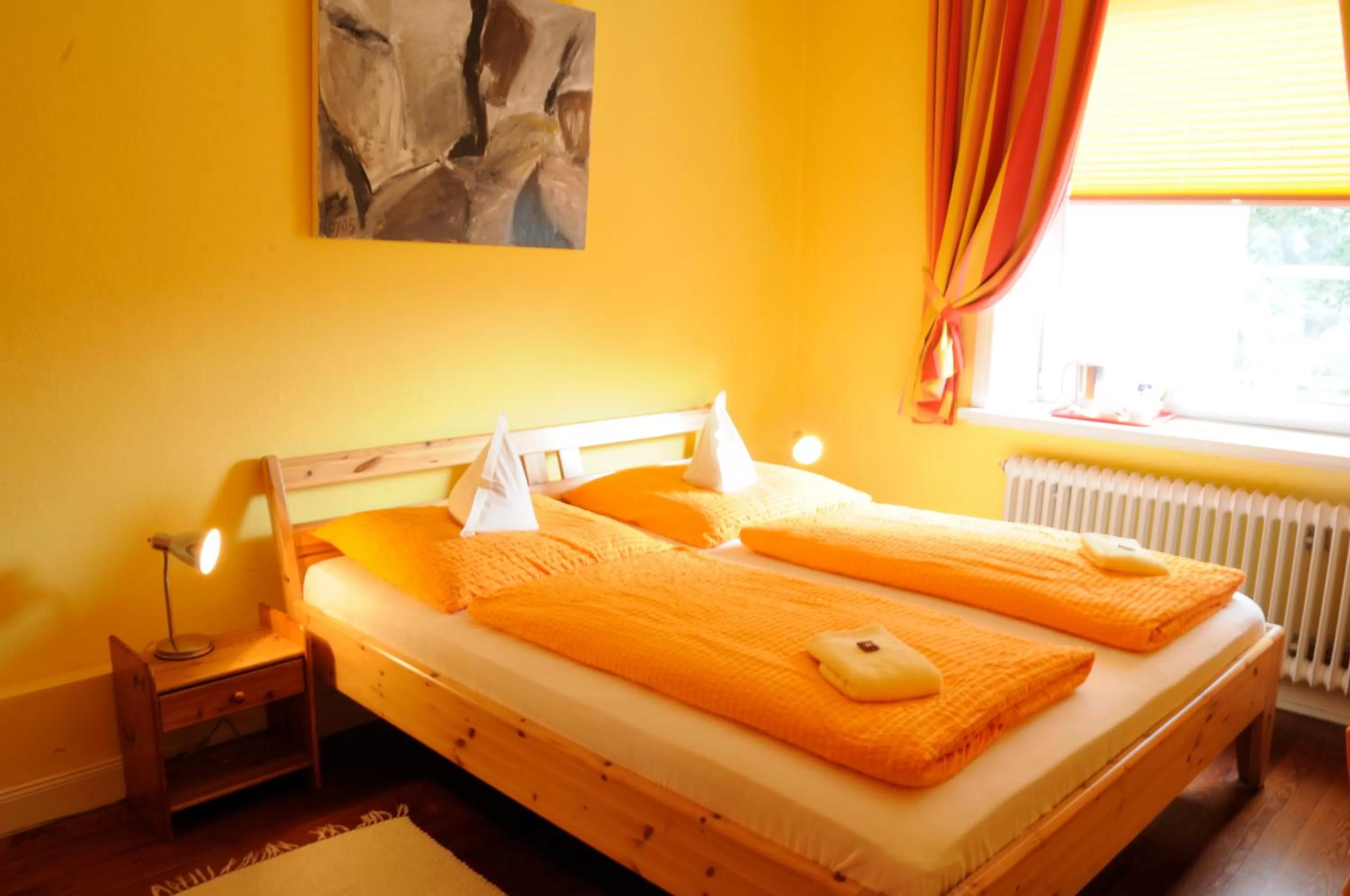 Photo of the whole room, Bed in Hotel zur alten Stadtmauer