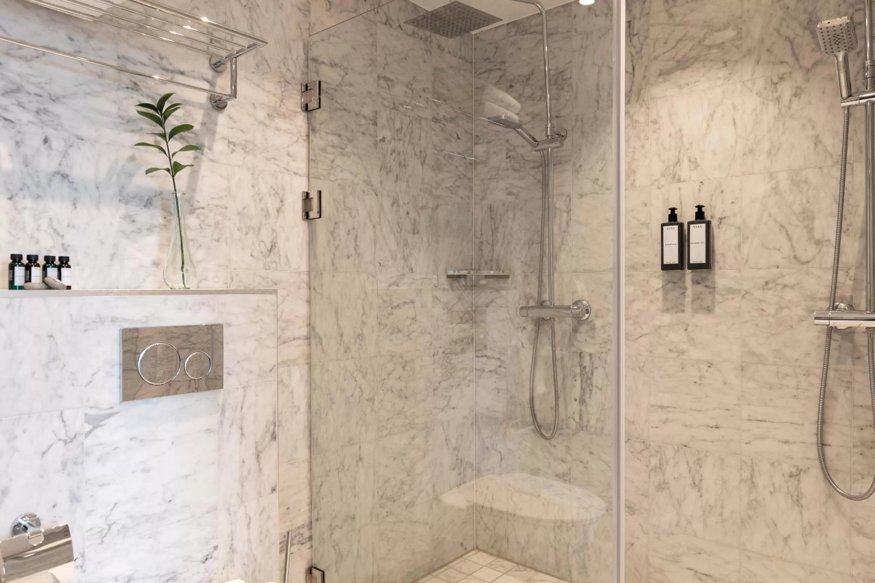 Shower in Elite Stadshotellet Växjö