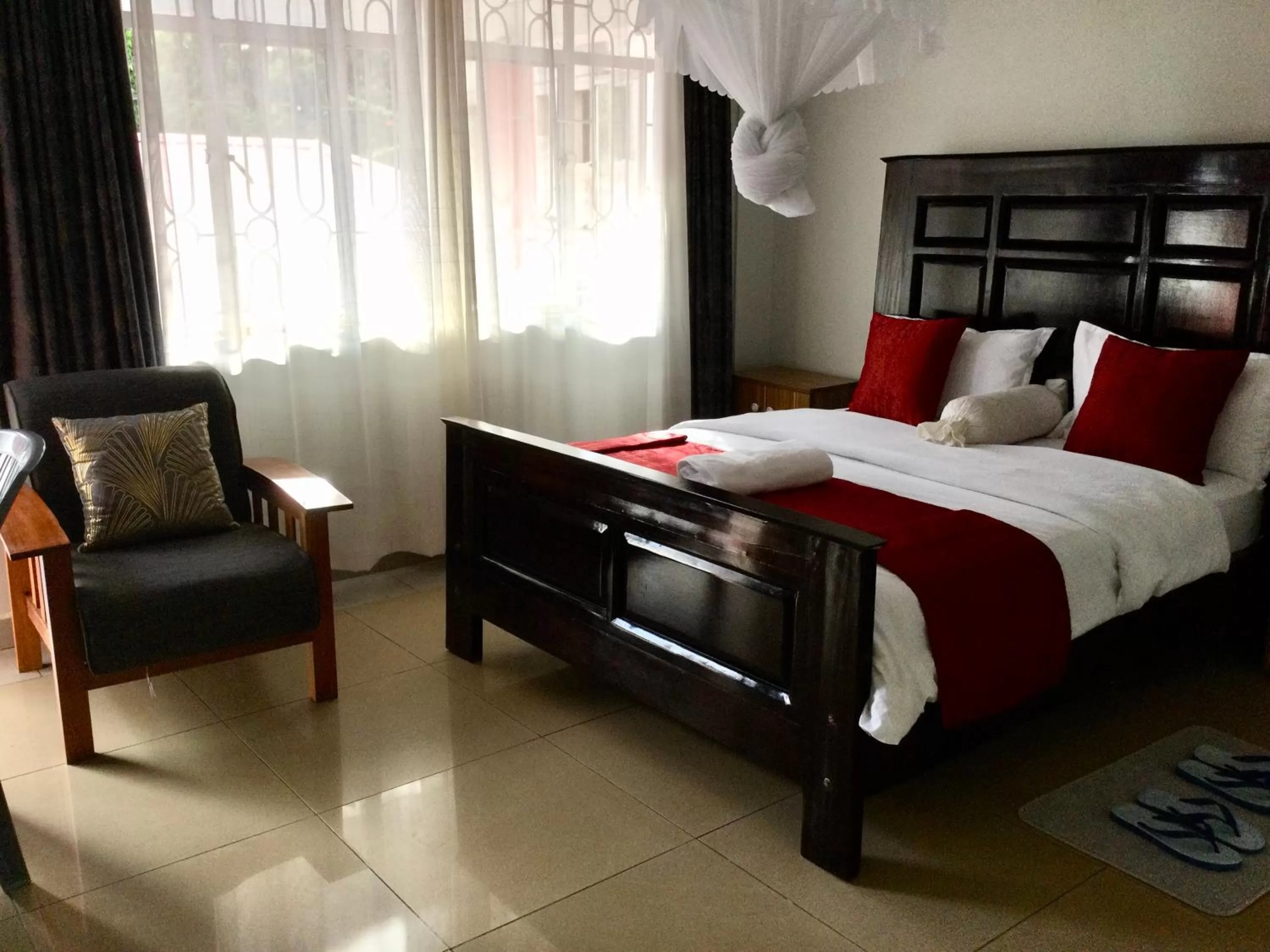 Bed in Milimani Comfort