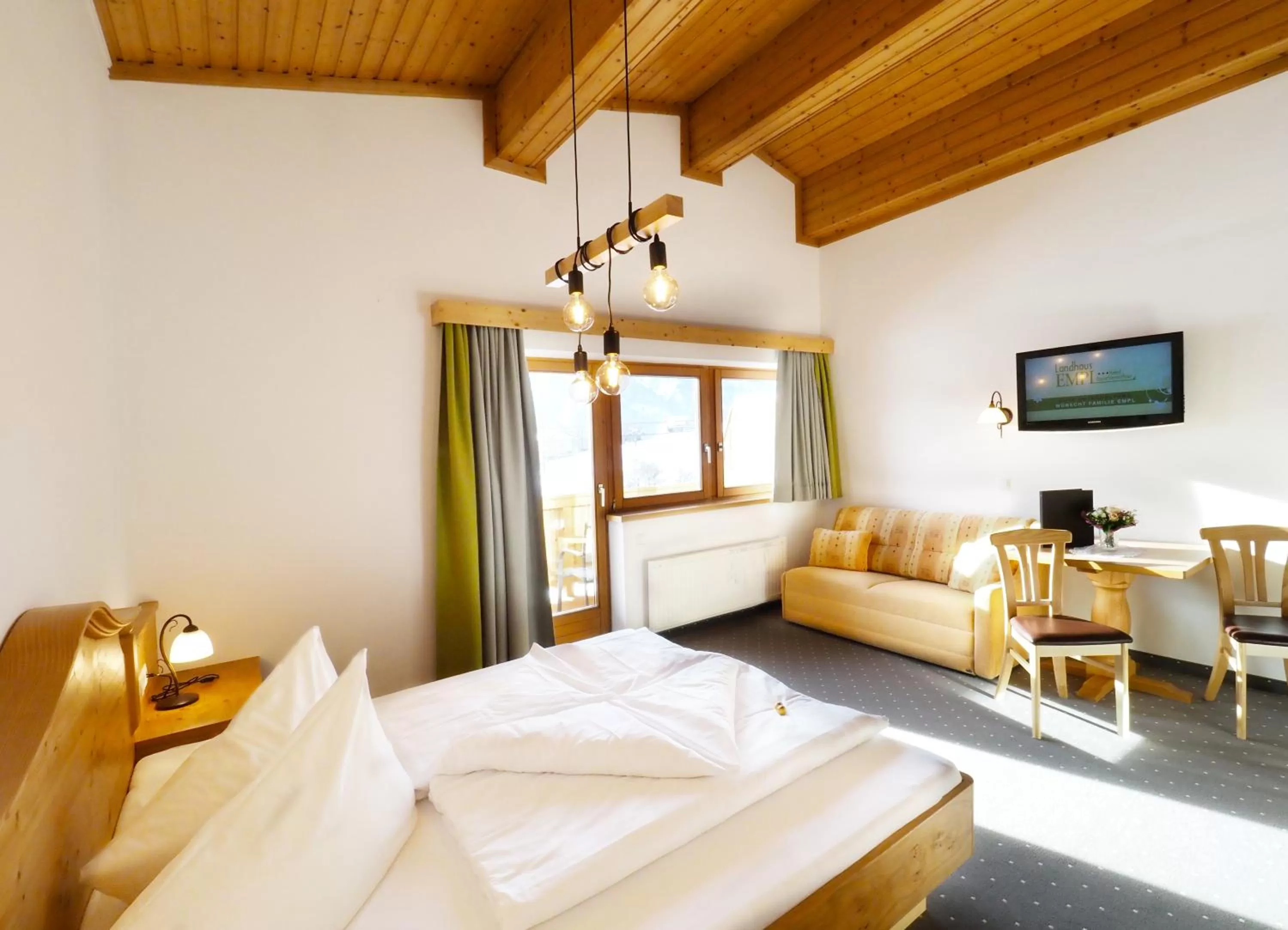 Living room, TV/Entertainment Center in Hotel Silberfux