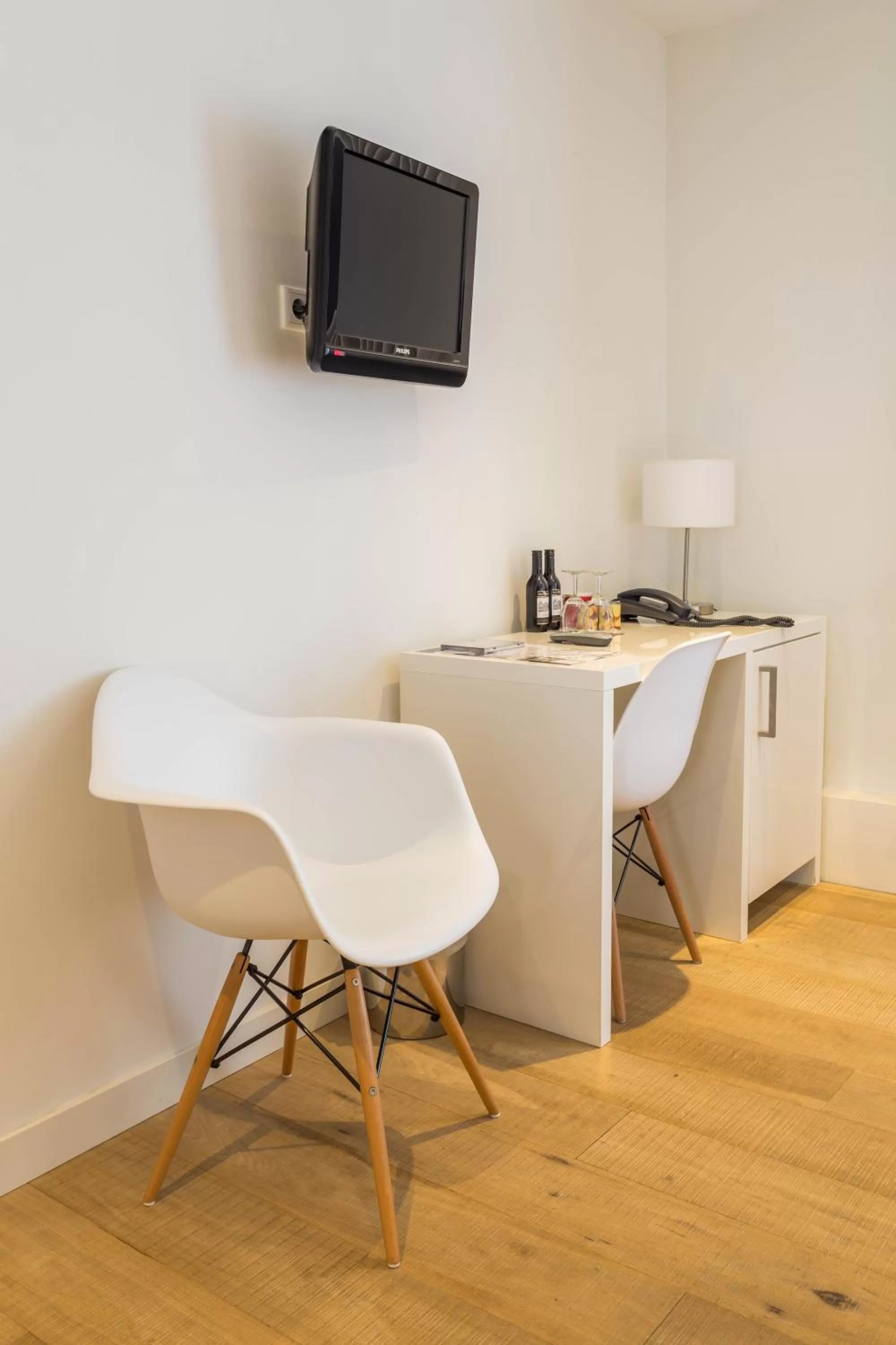 Seating area, TV/Entertainment Center in Strandhotel Domburg