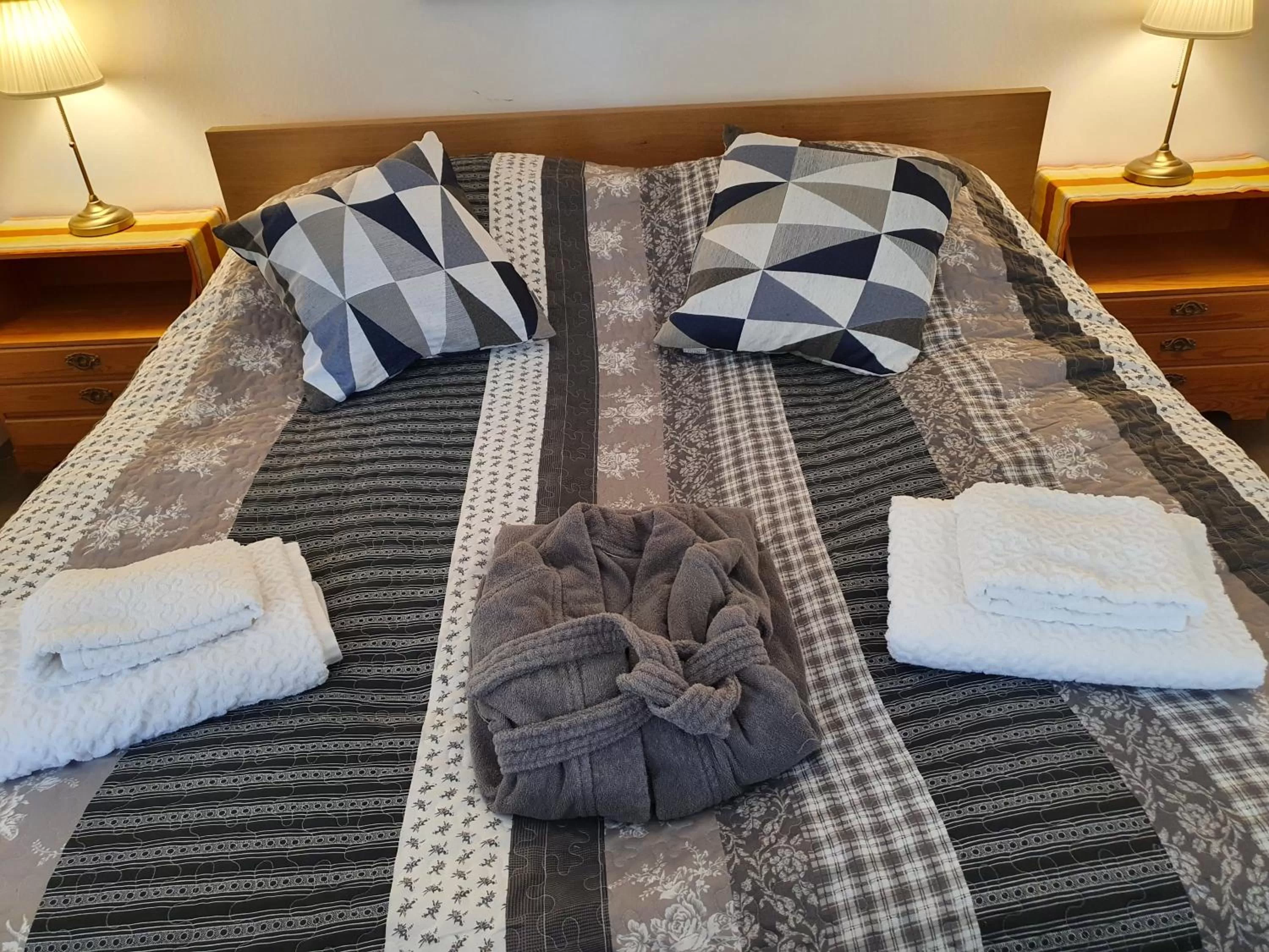 Bedroom, Bed in Brukshotellet Skinnsberg