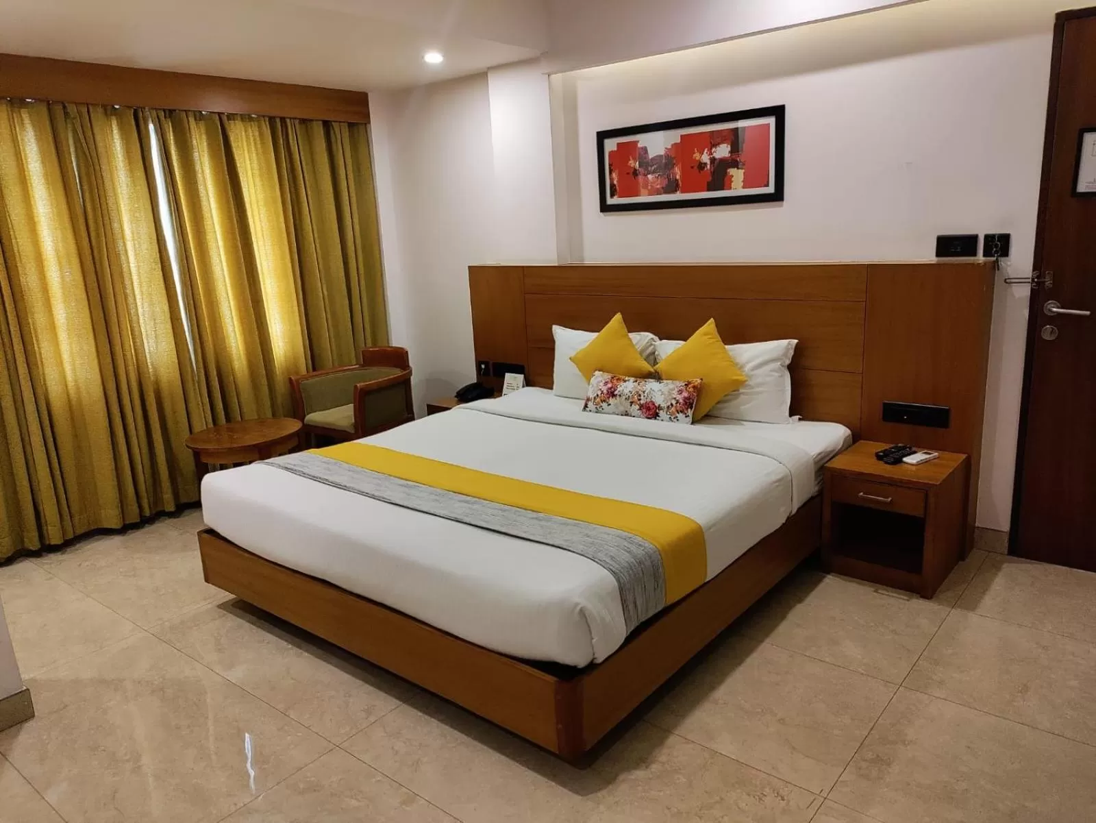 Bed in Hotel Park Residency