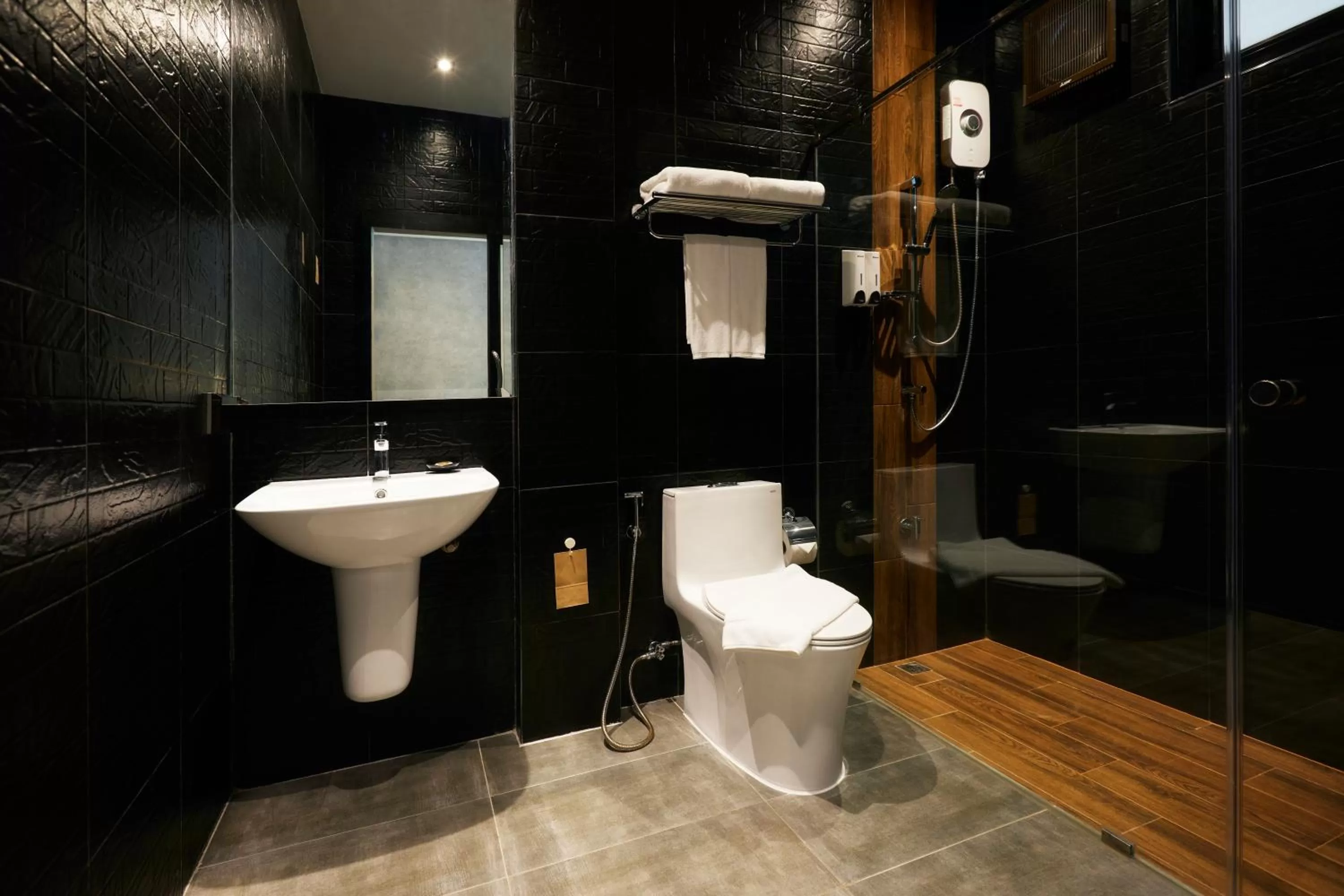 Bathroom in Sand Dollar Boutique Hotel