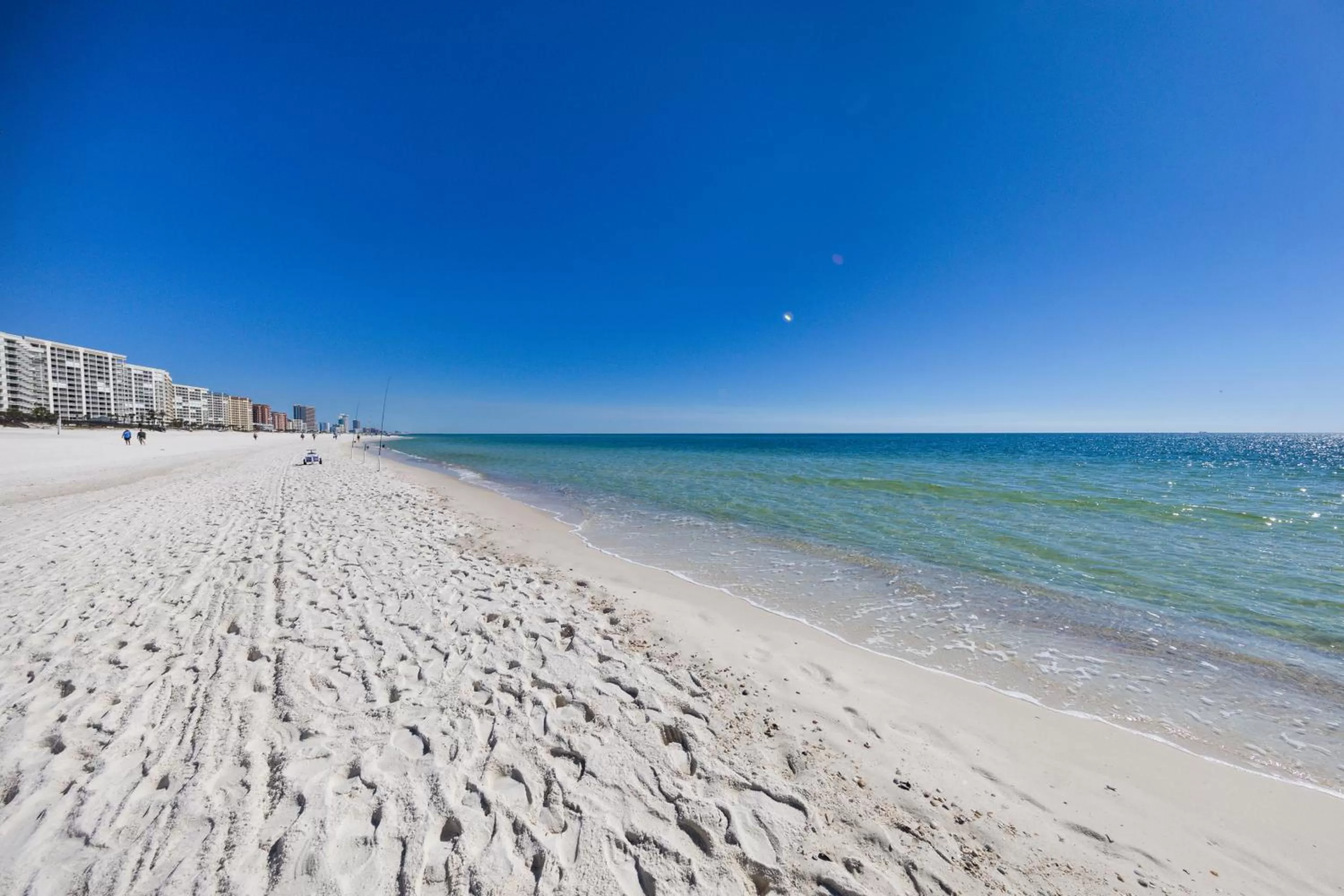 Beach in Tradewinds Unit 406