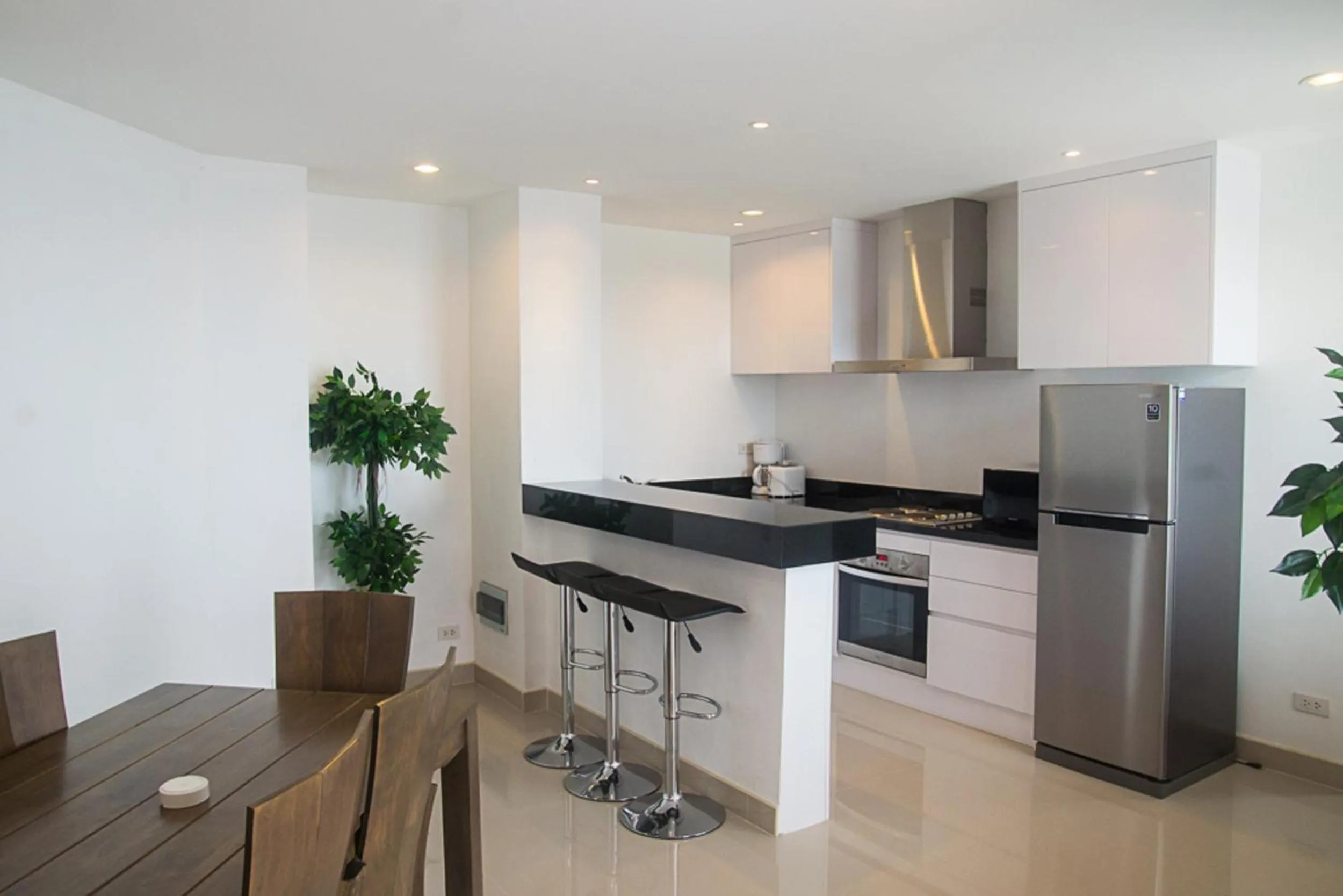 Kitchen or kitchenette in Tropical Sea View Residence