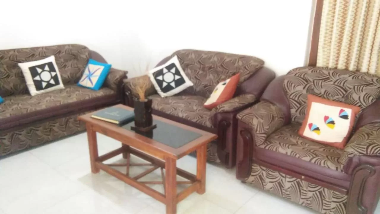 Seating Area in Maple Home Stay