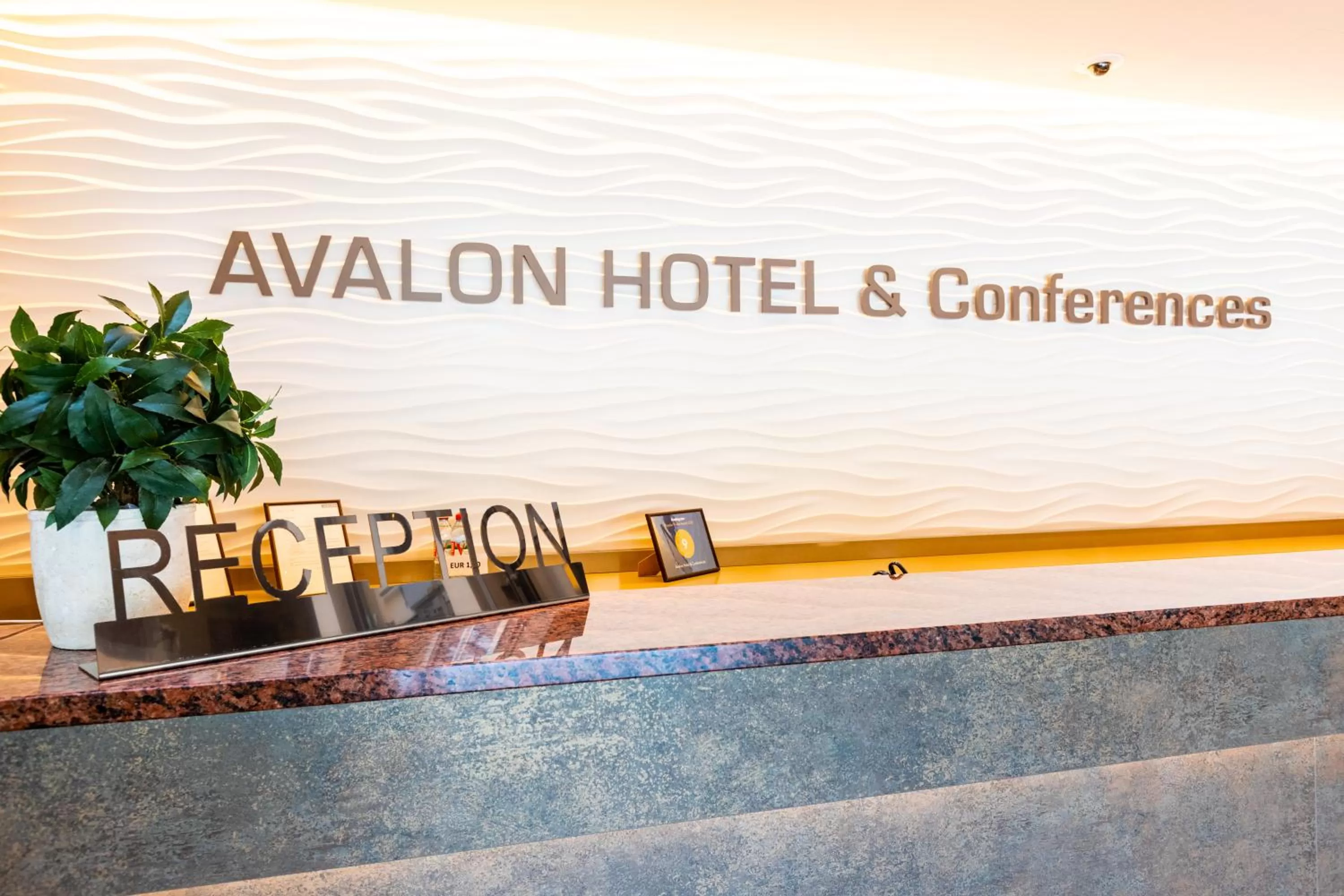 Lobby or reception in Avalon Hotel & Conferences