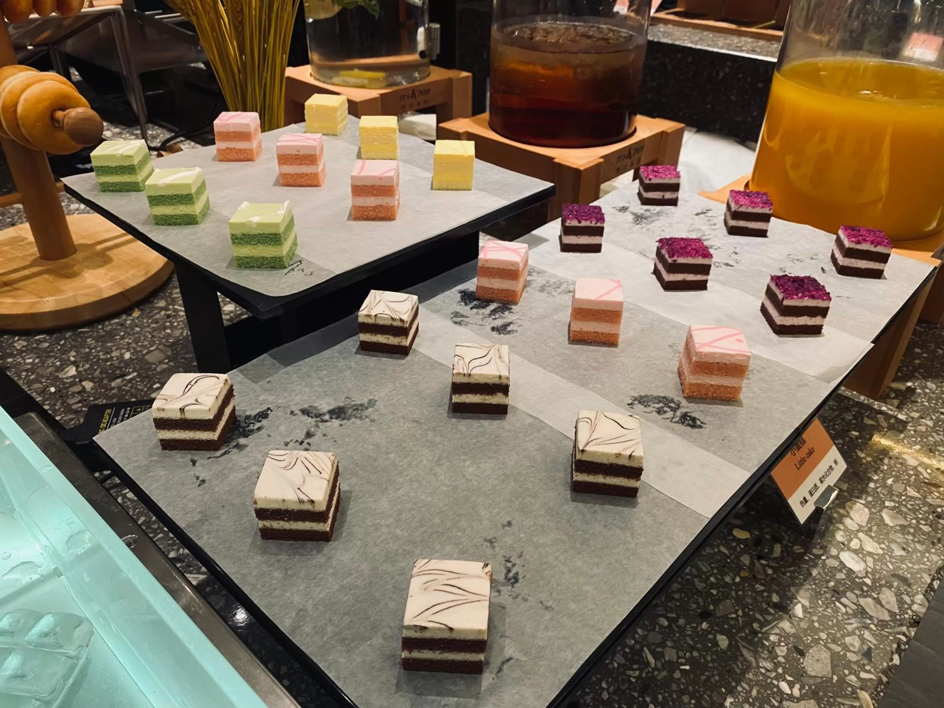 Food and drinks in Paco Hotel Canton Tower Pazhou