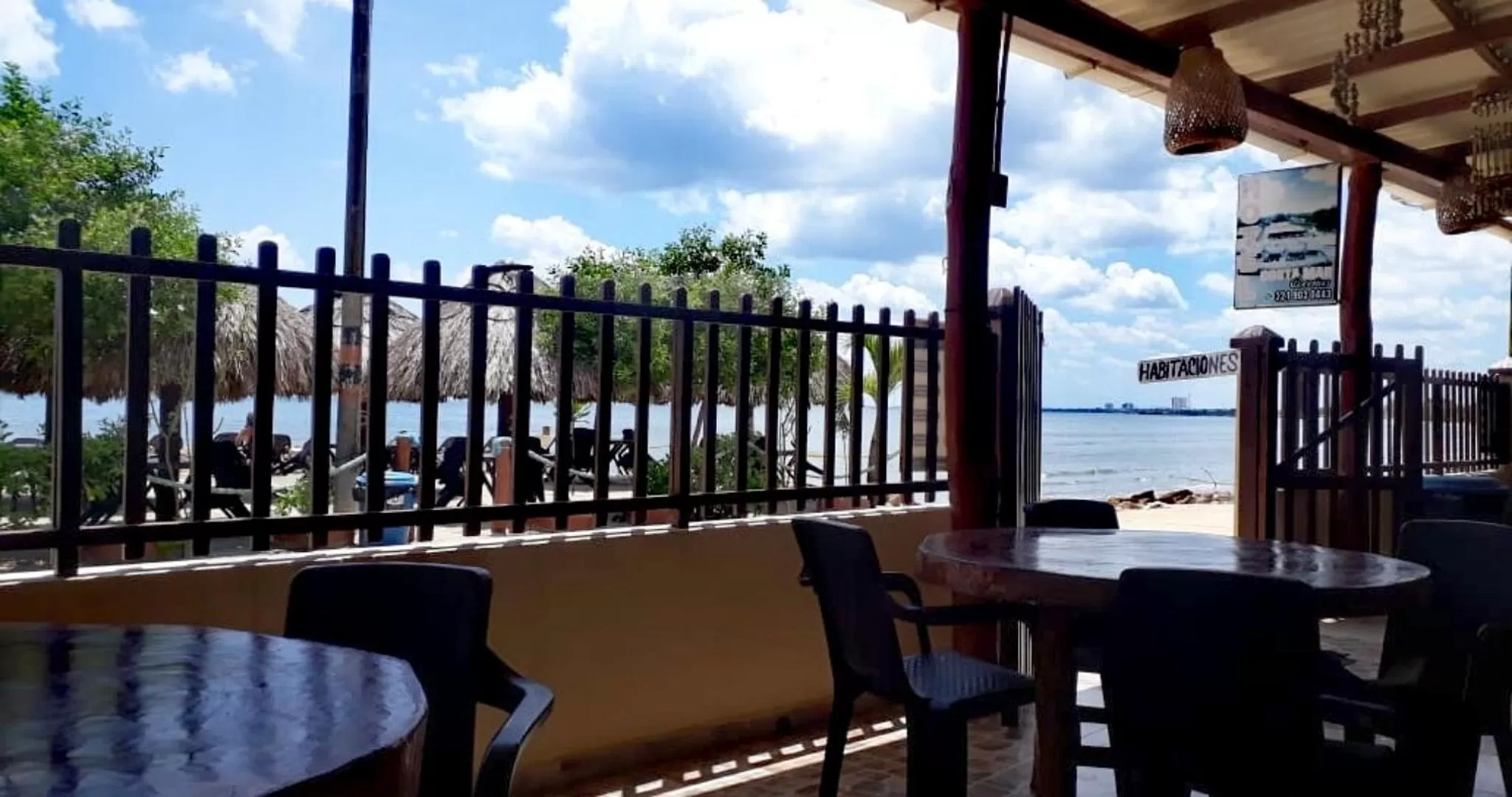 Sea view, Balcony/Terrace in Hotel Costa Mar Coveñas