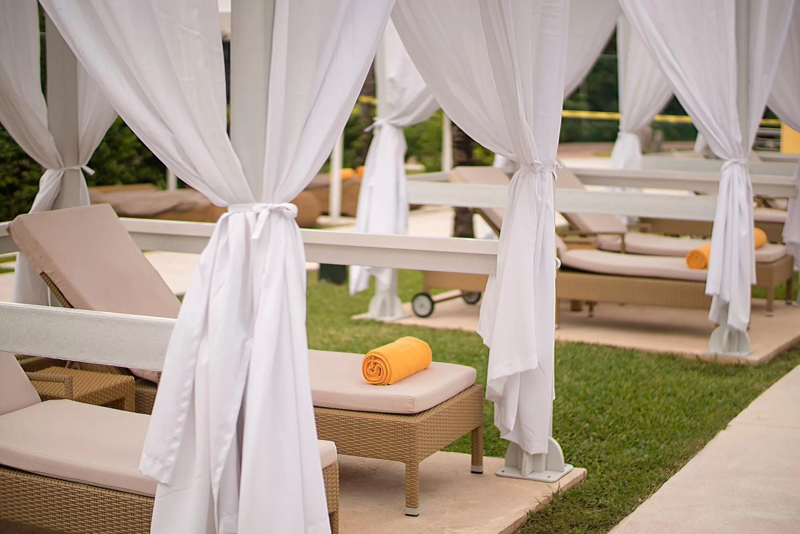 Swimming pool in JOIA Paraiso by Iberostar - Adults Only All Inclusive Resort