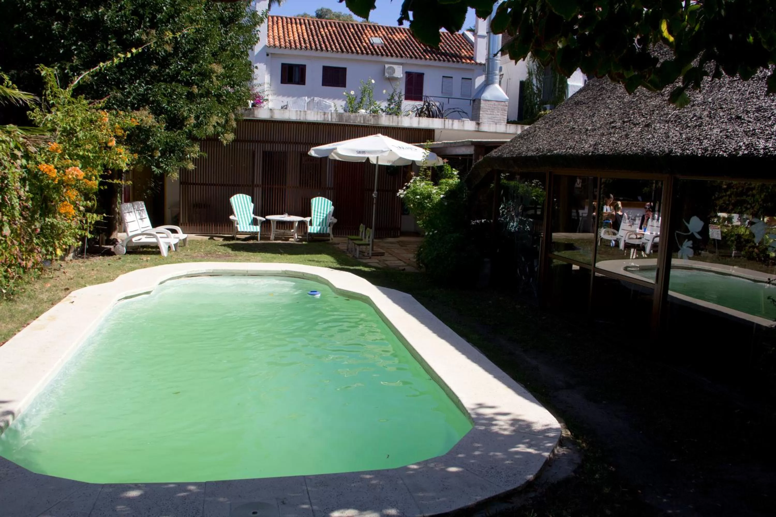 Swimming Pool in Santoral Restaurante y Posada Pet Friendly