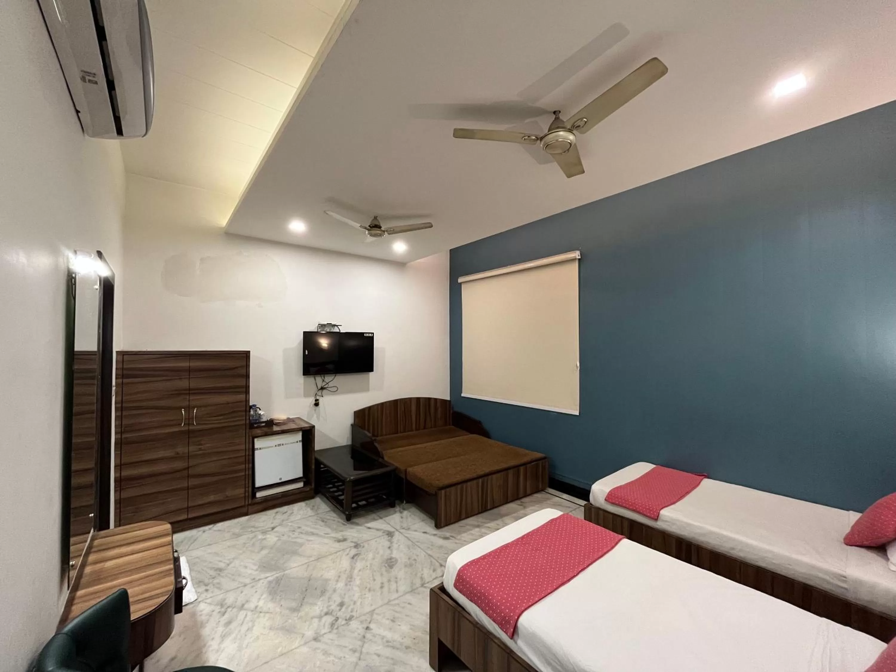 Bedroom, Bed in Hotel Moti Palace