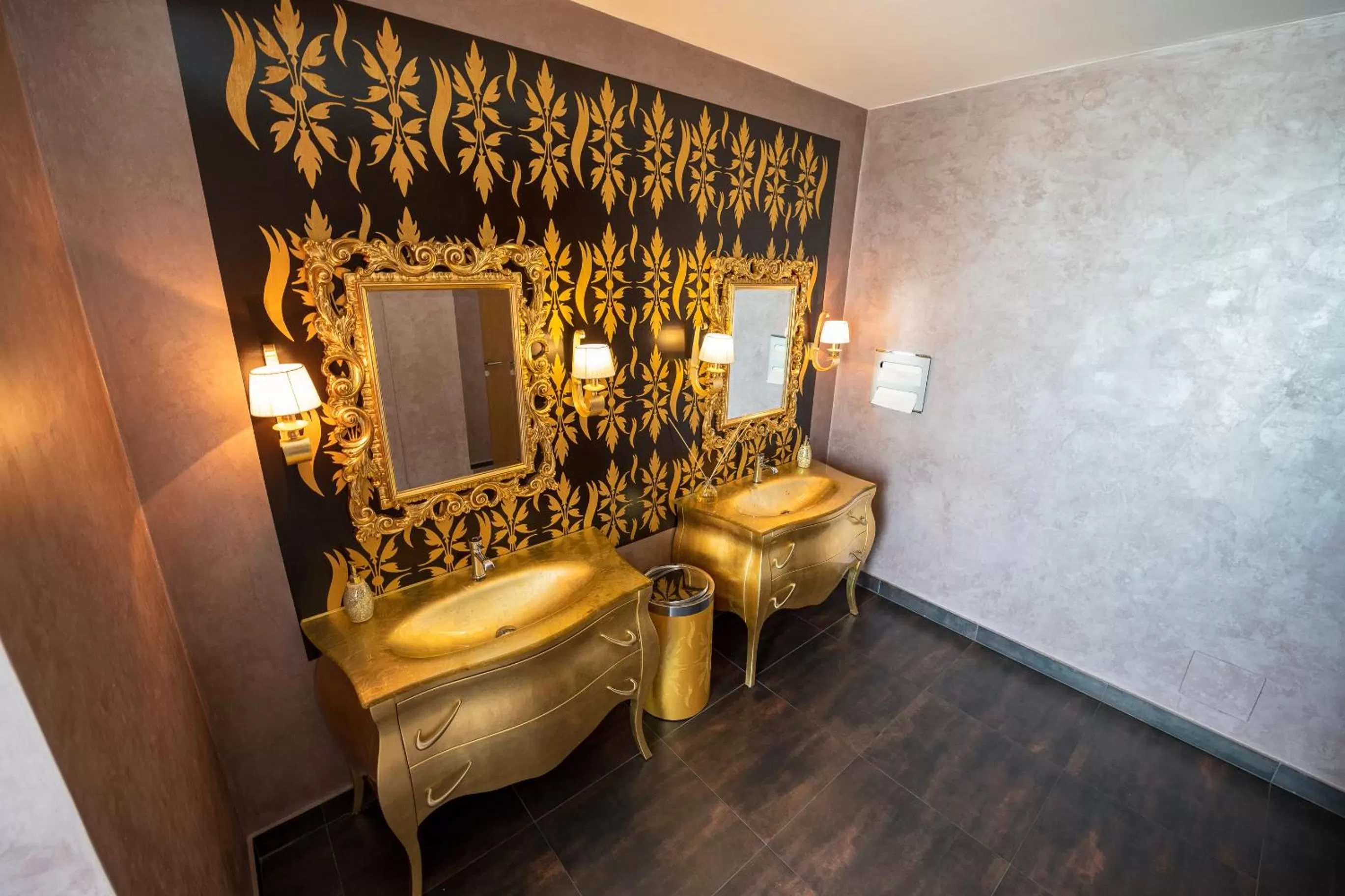 Toilet, Bathroom in Hotel Nationalpark