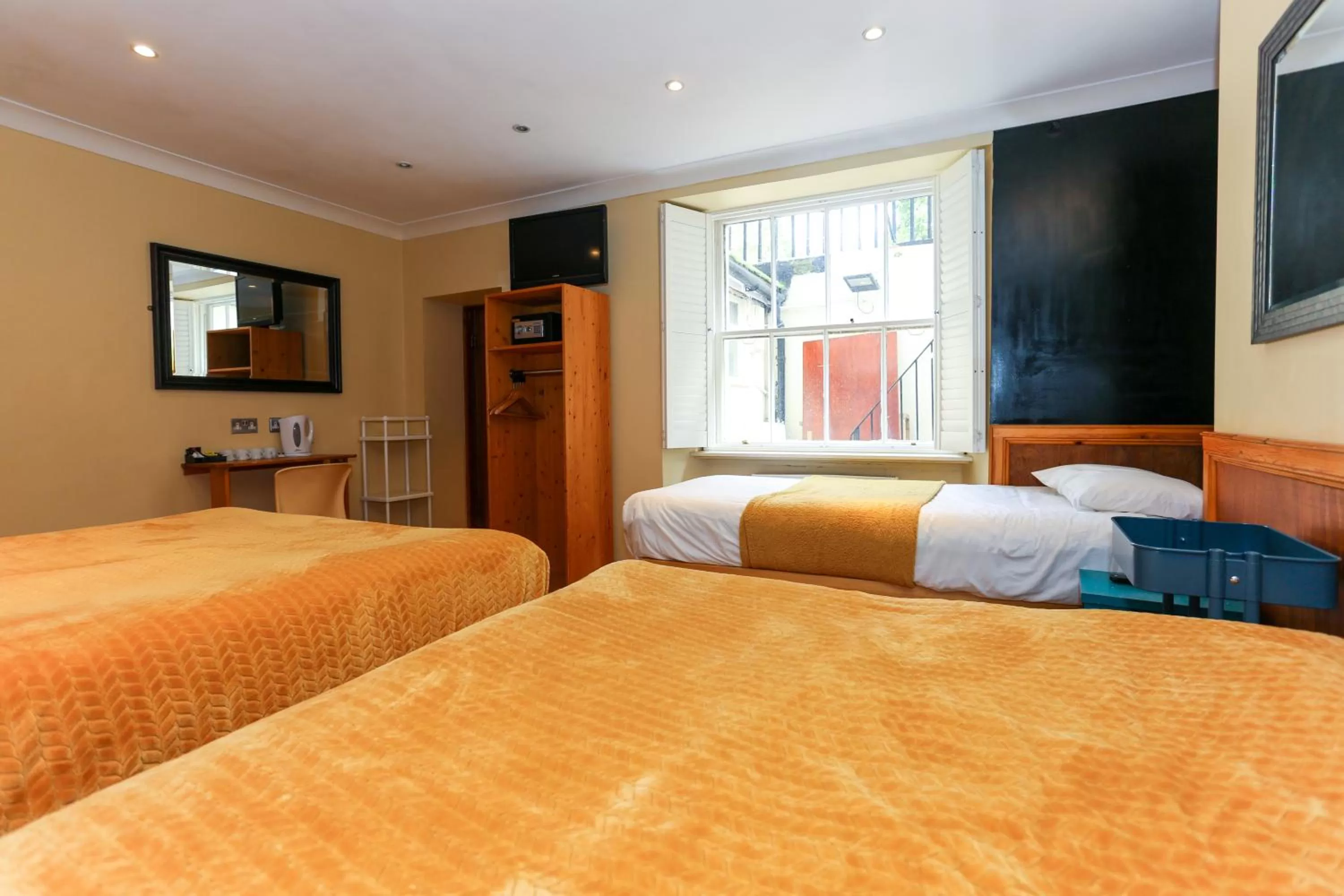 Bedroom, Bed in KX Rooms Kings Cross