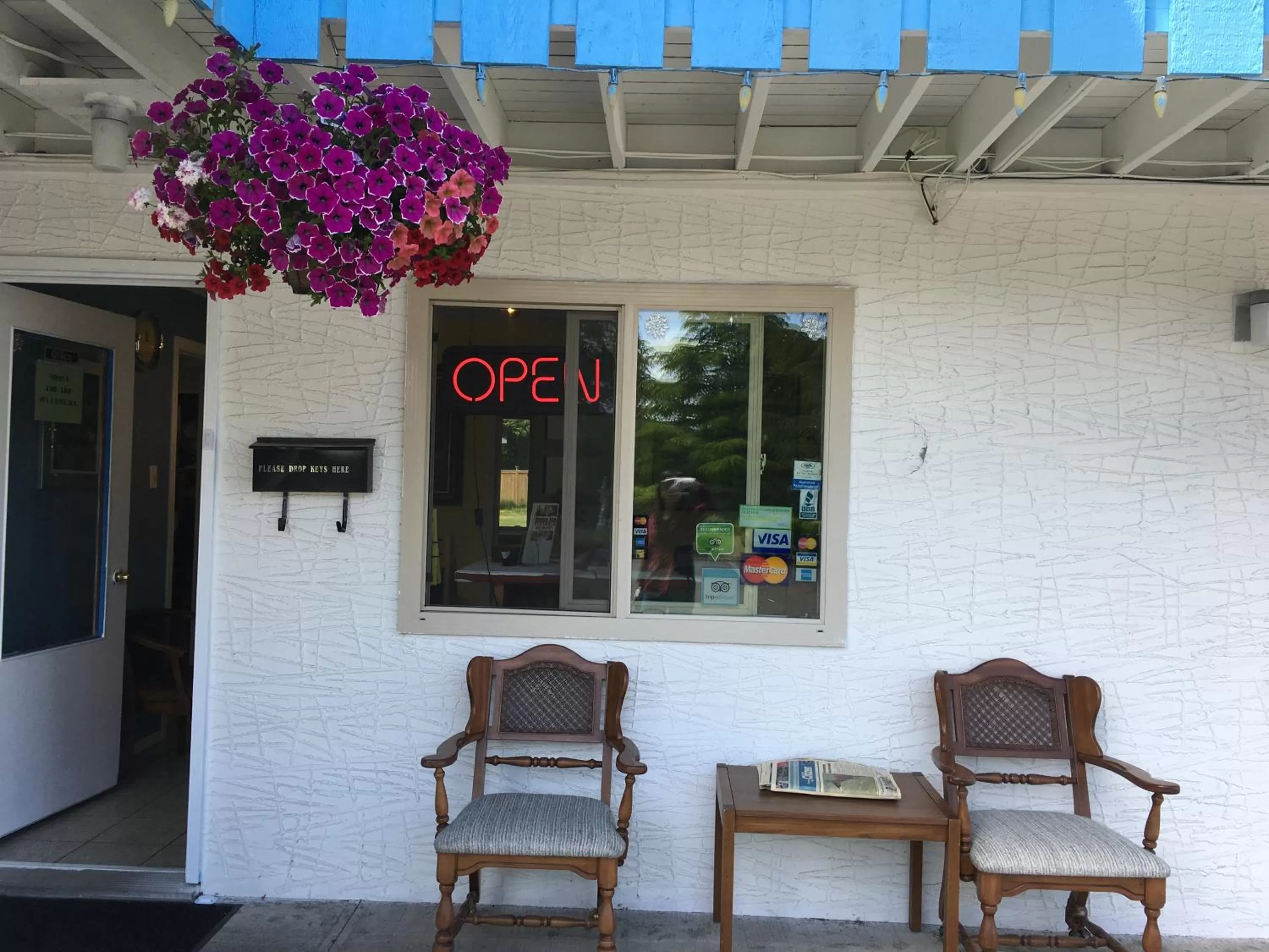 Lobby or reception in Fuller Lake Chemainus Motel