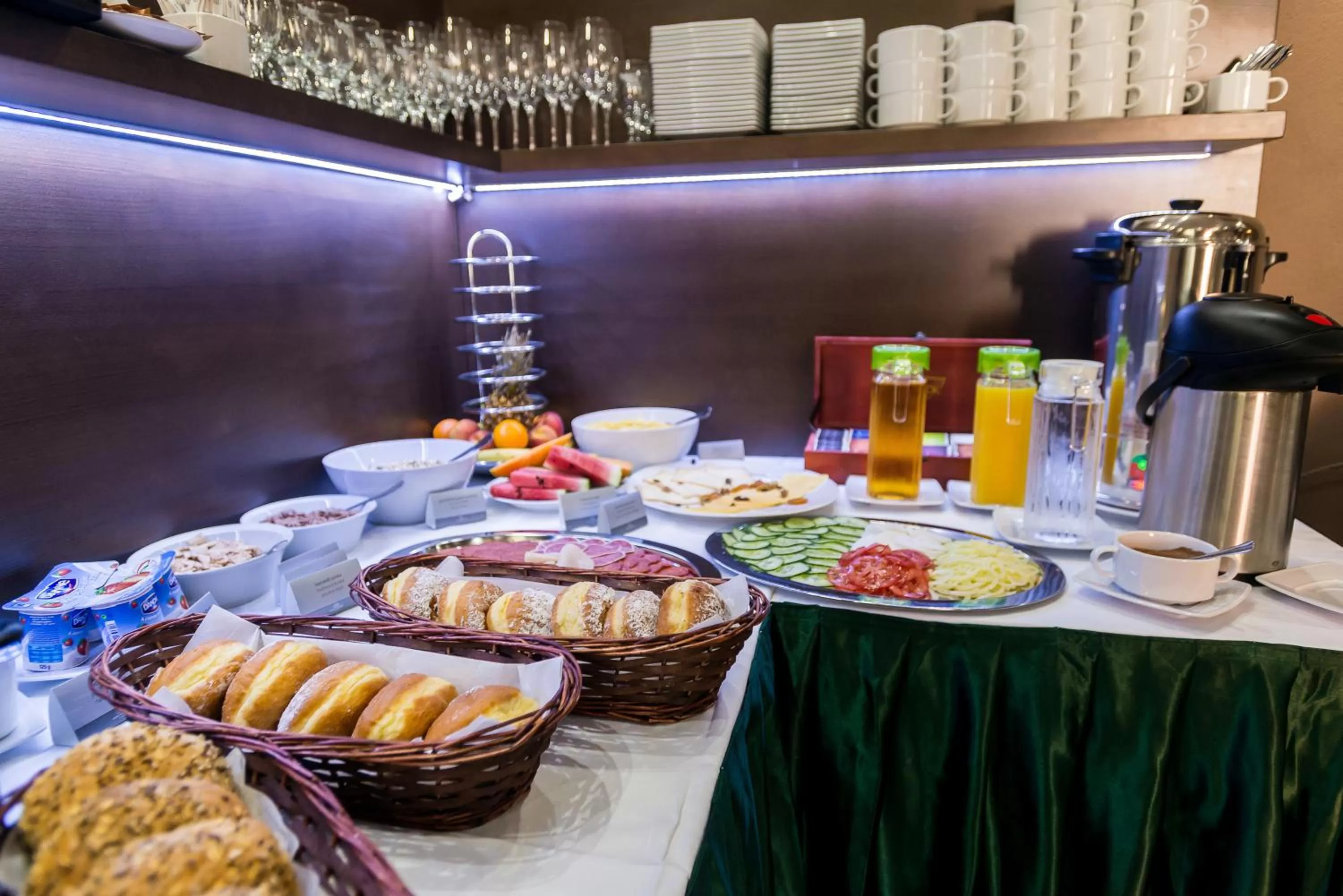 Restaurant/places to eat in Hotel Fürdőház