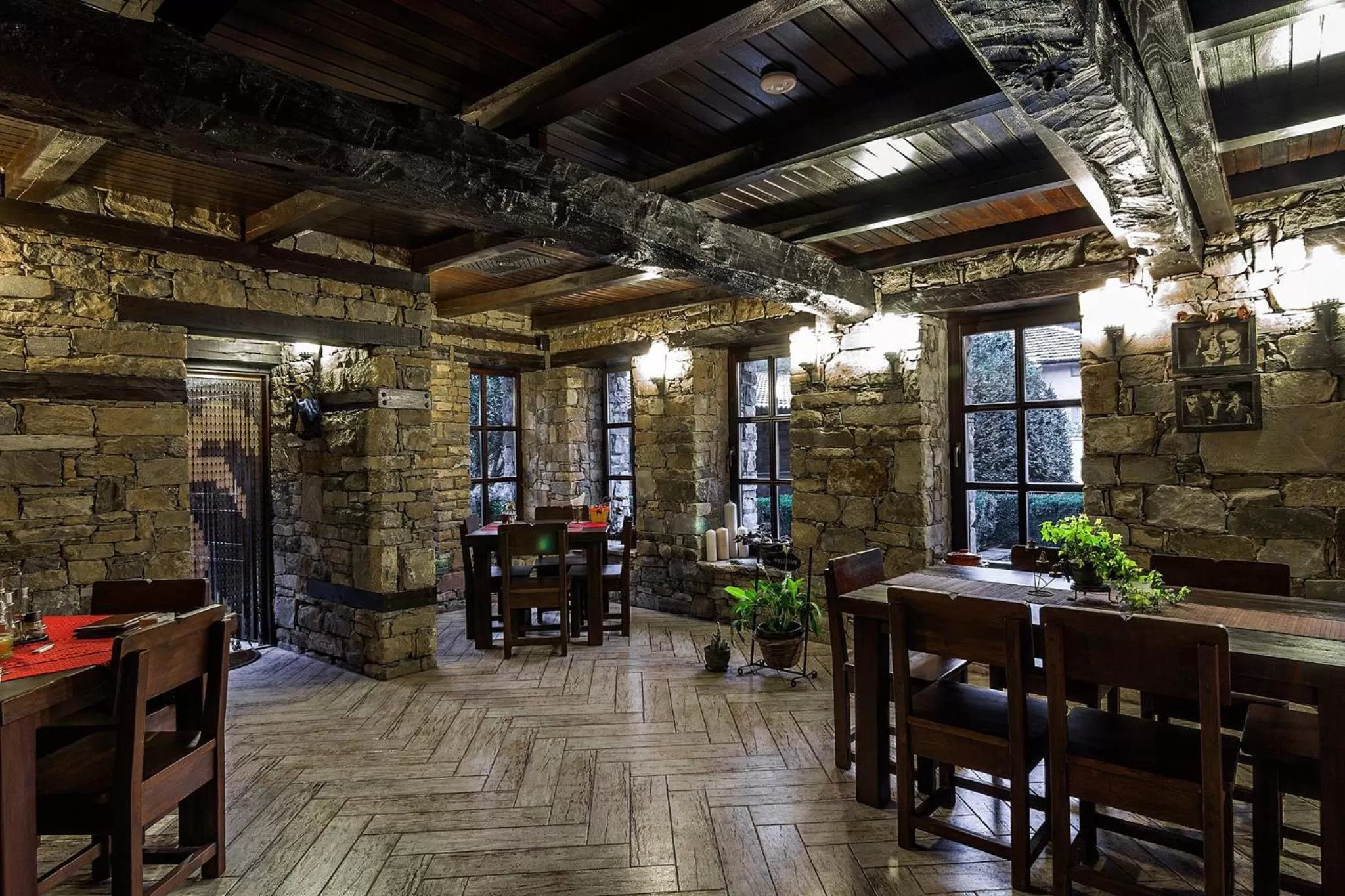 Restaurant/Places to Eat in Hotel Hitar Petar