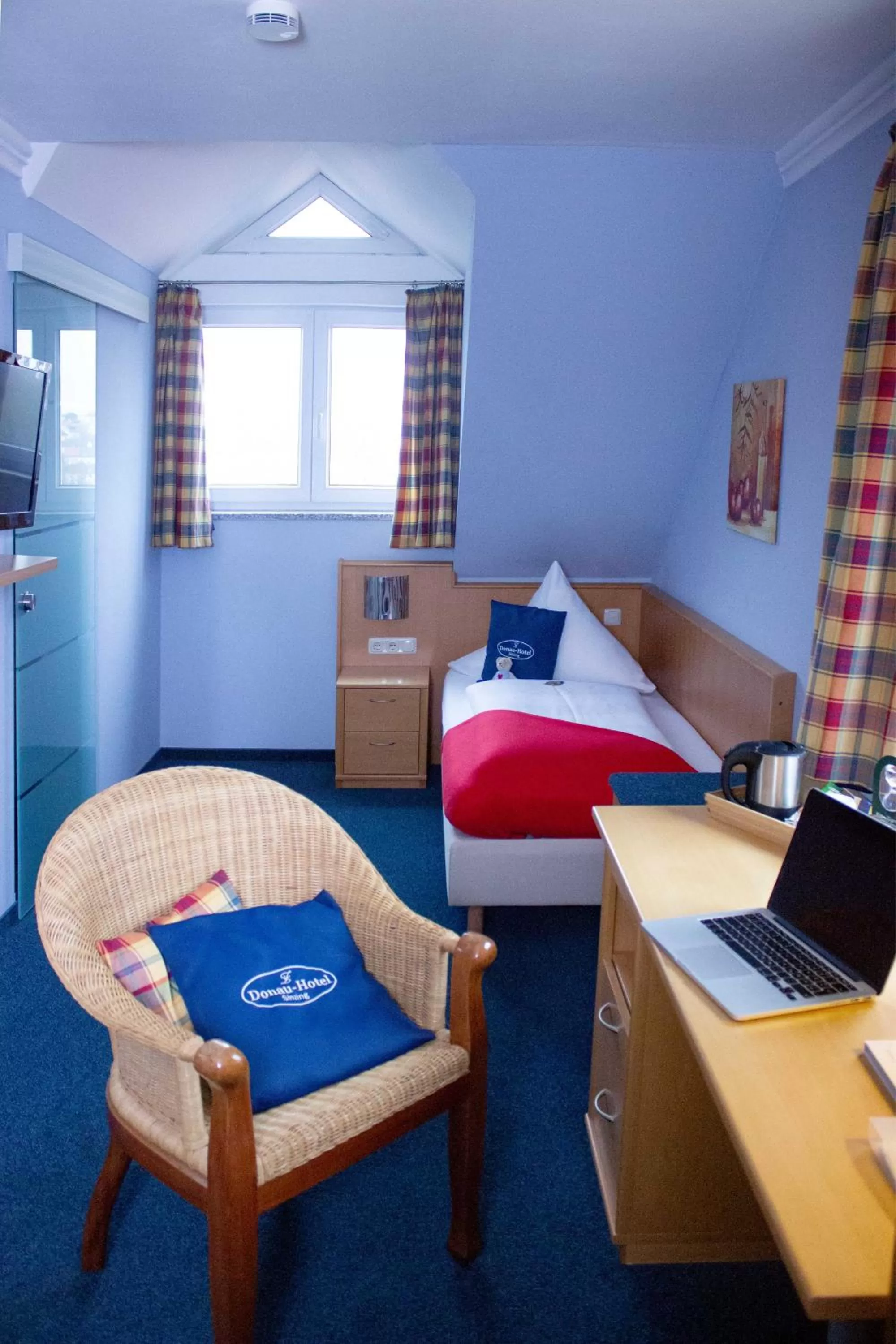 Photo of the whole room in Donau-Hotel