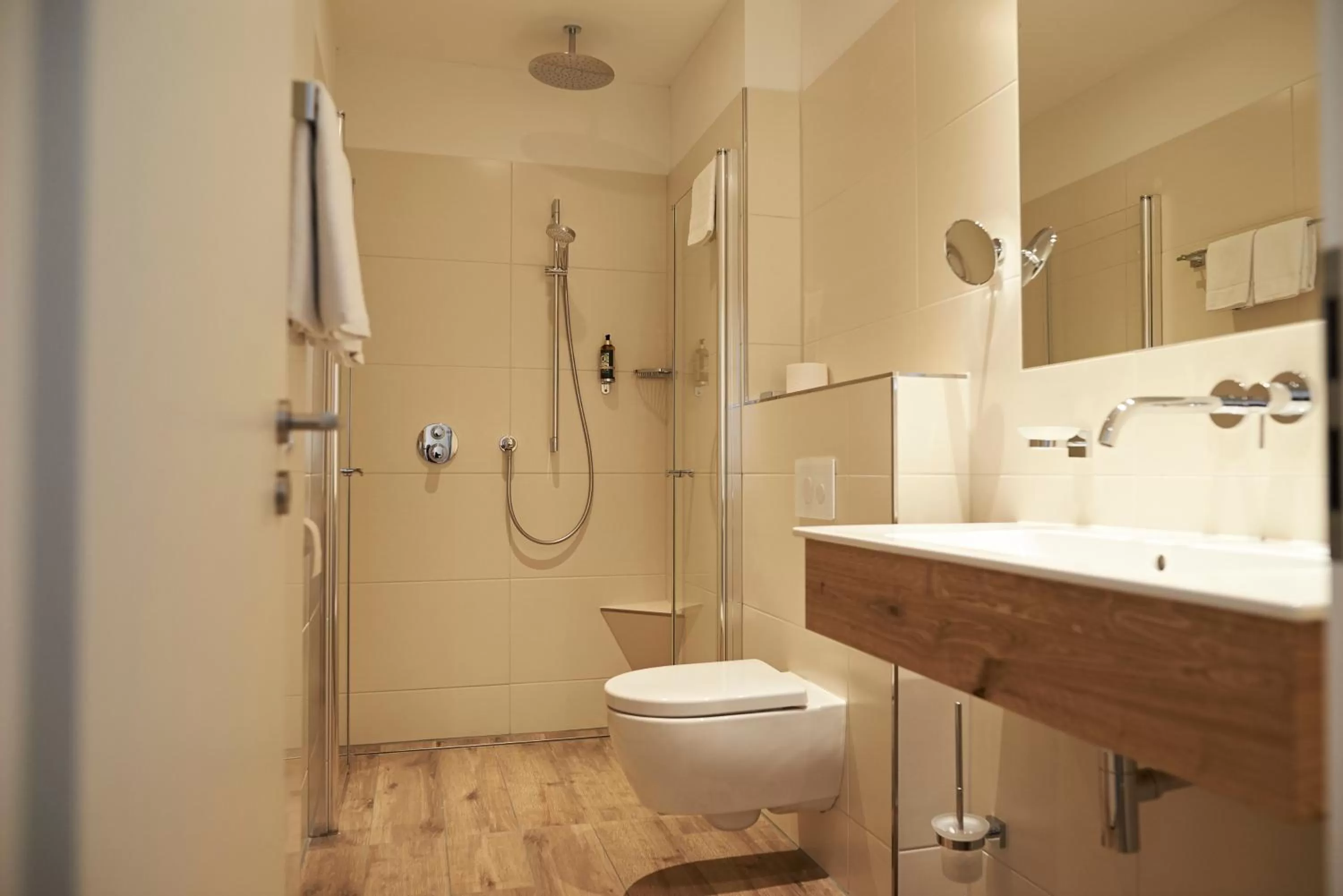 Bathroom in Esloher Brauhaus