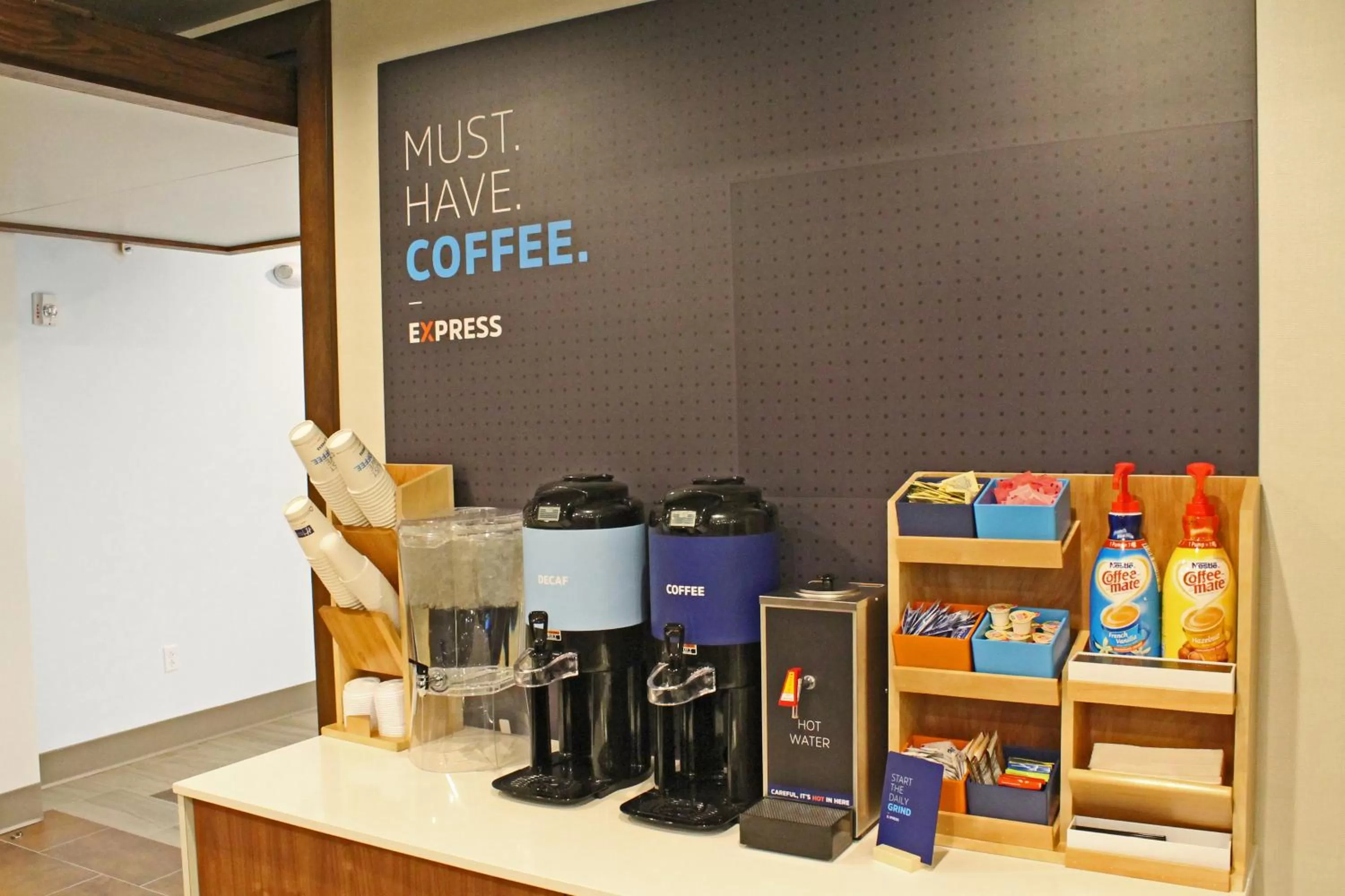 Lobby or reception in Holiday Inn Express & Suites - St. Louis South - I-55 by IHG