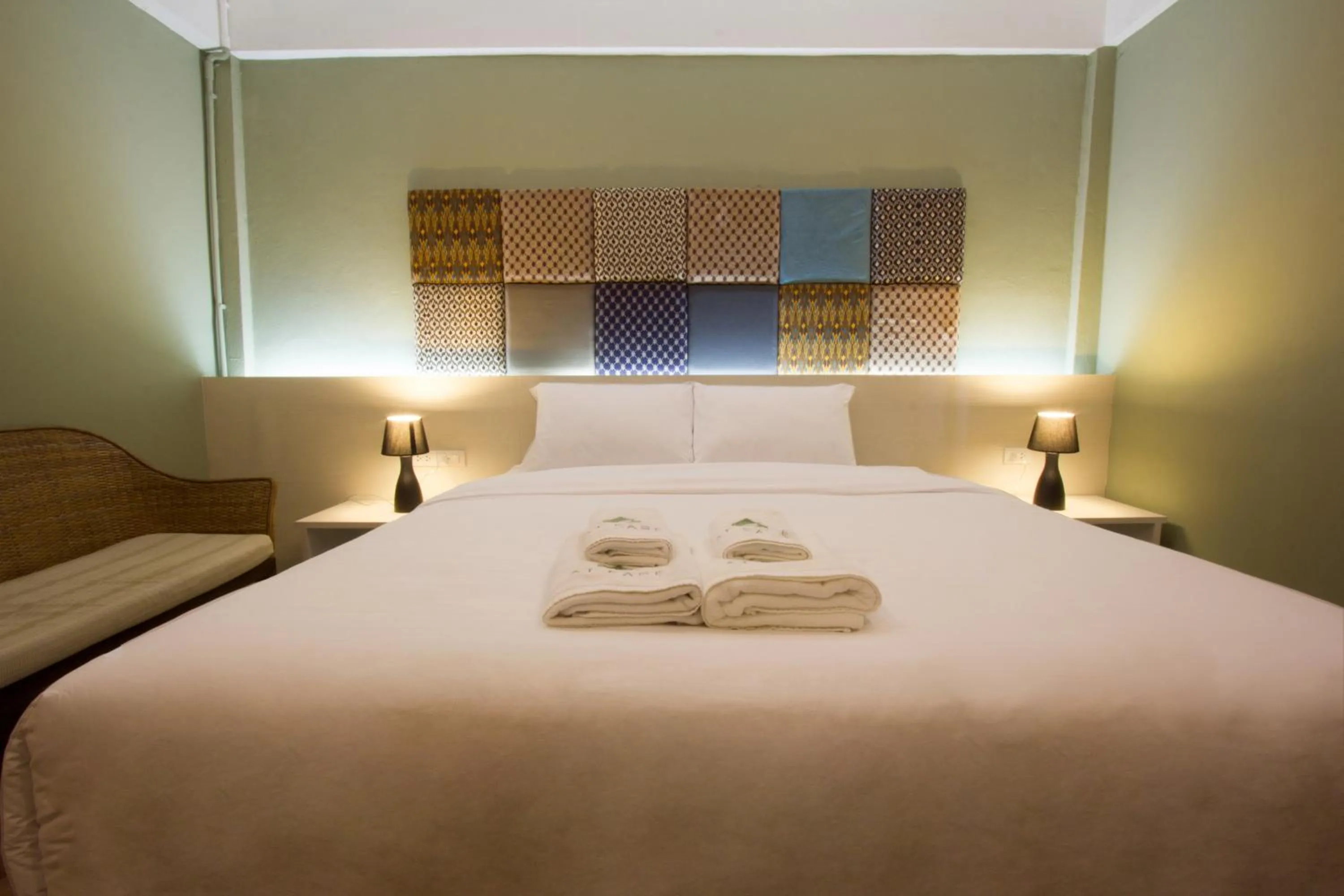 Bed in At Ease Bijou