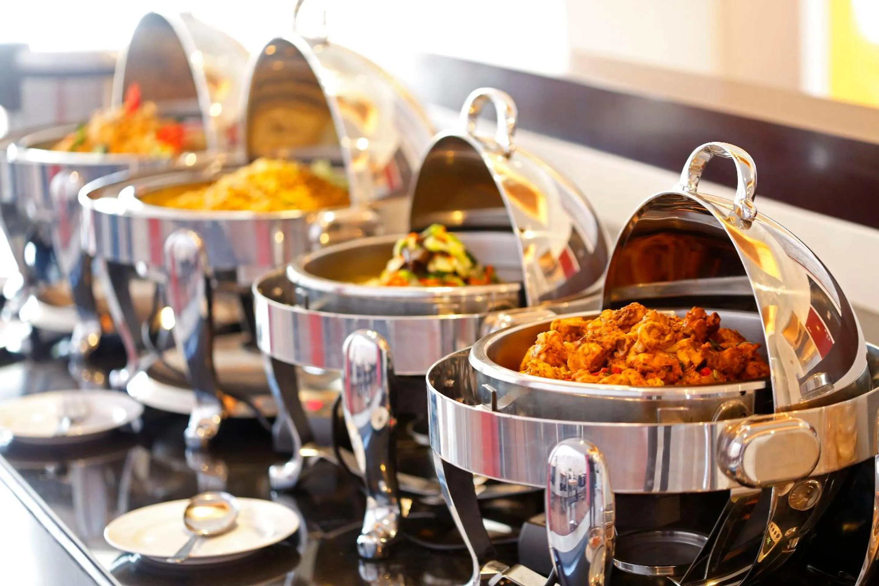 Restaurant/places to eat in Amaris Hotel Pettarani - Makassar