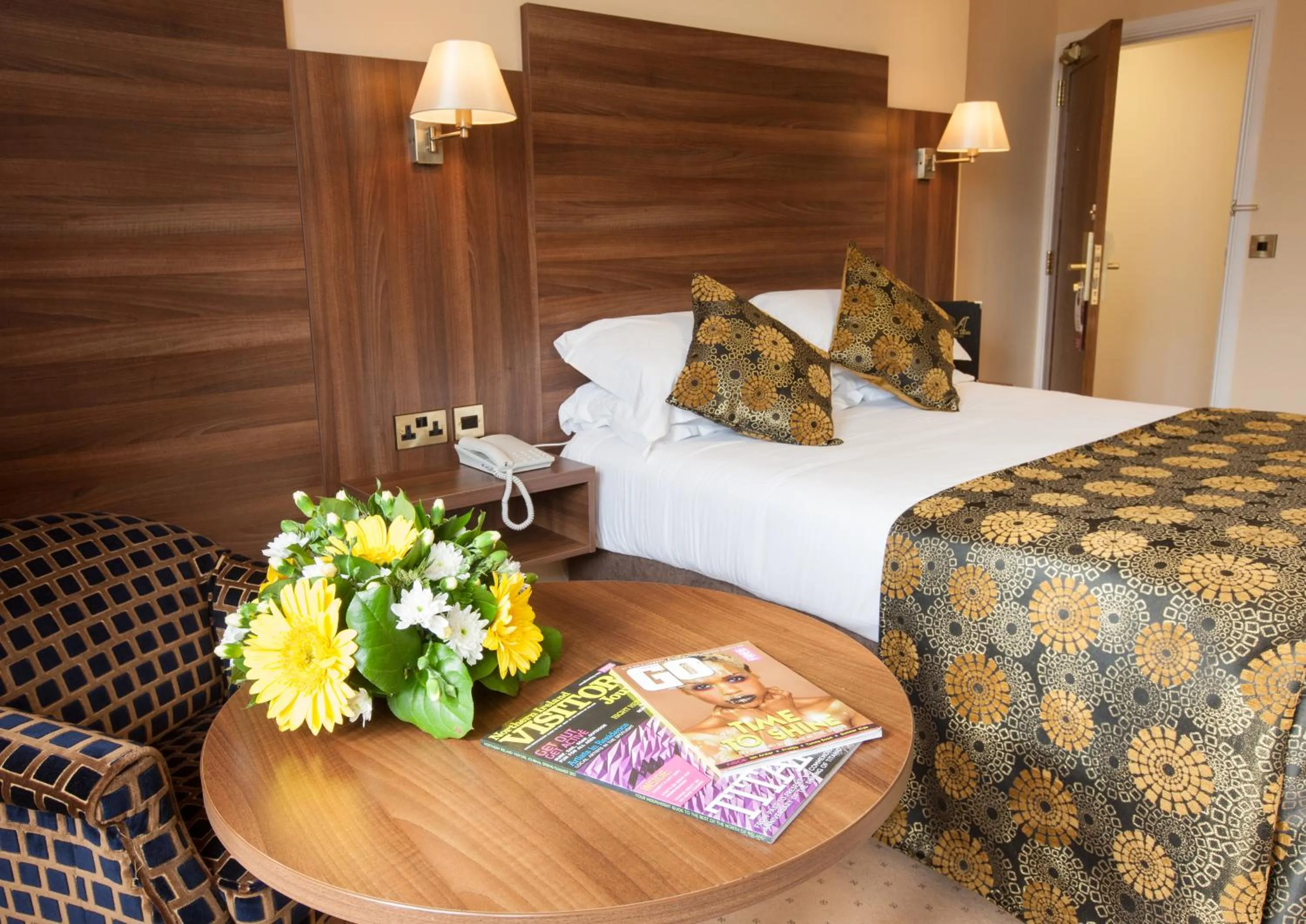 Bed in Adair Arms Hotel