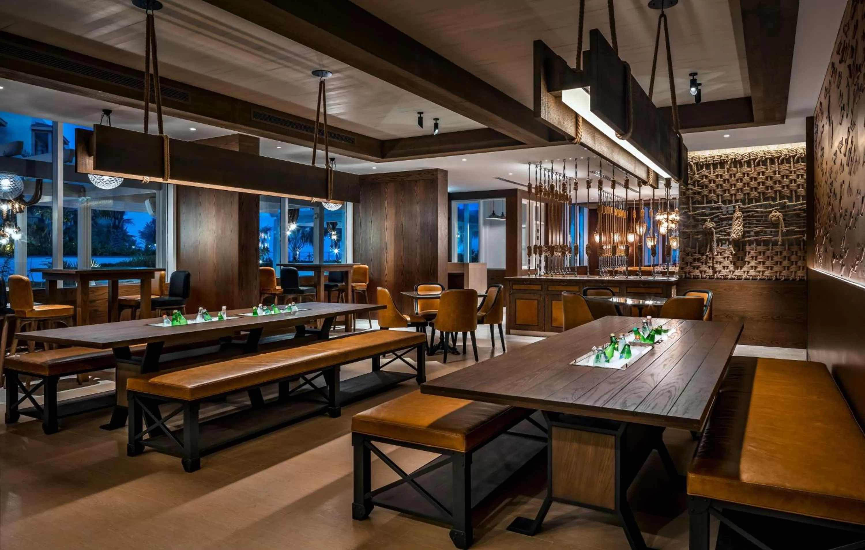 Restaurant/places to eat in Fairmont Fujairah Beach Resort