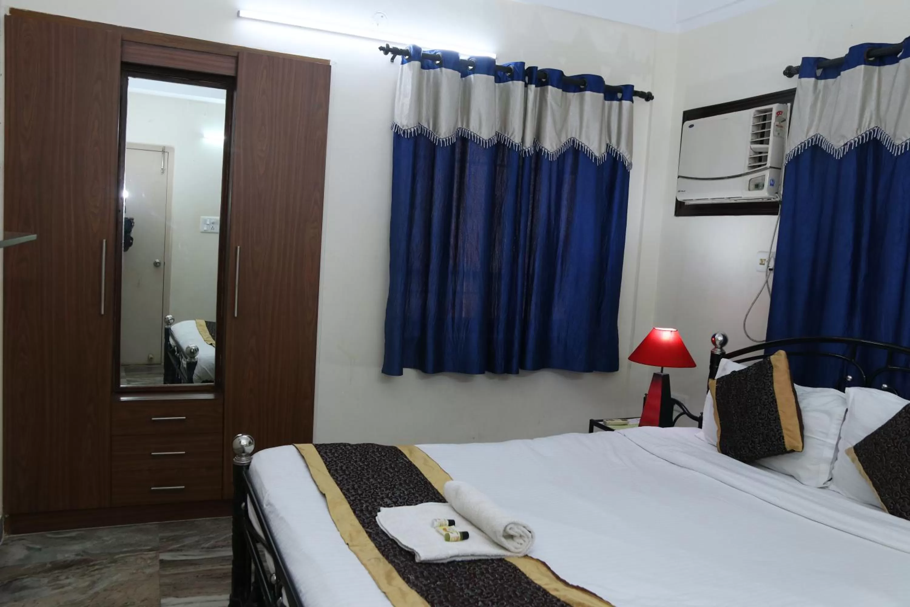 Bedroom, Bed in The Elite Apartment Hotel