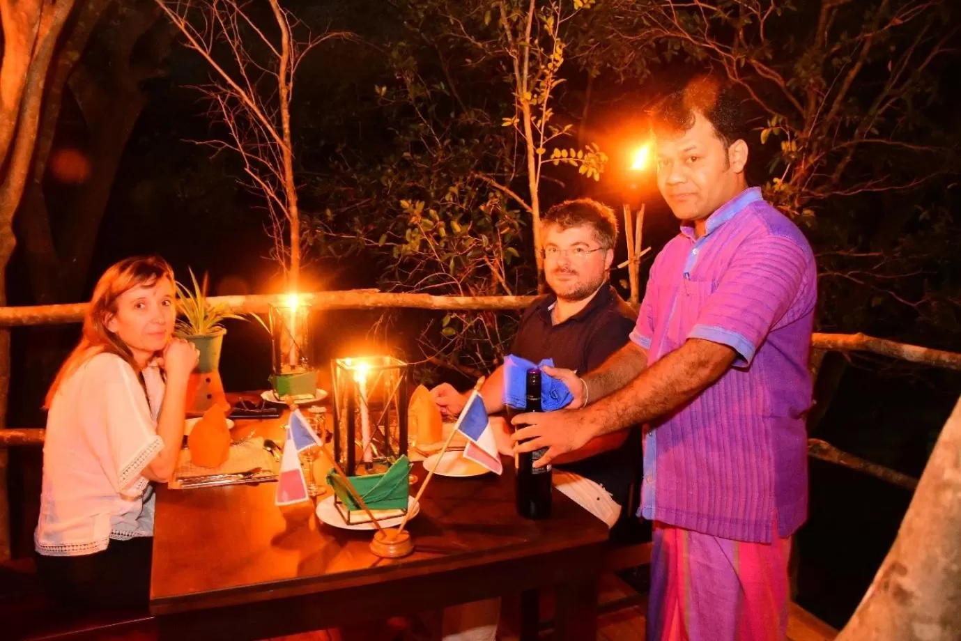 Restaurant/places to eat in Lavendish Lake Giritale - Former Giritale Hotel