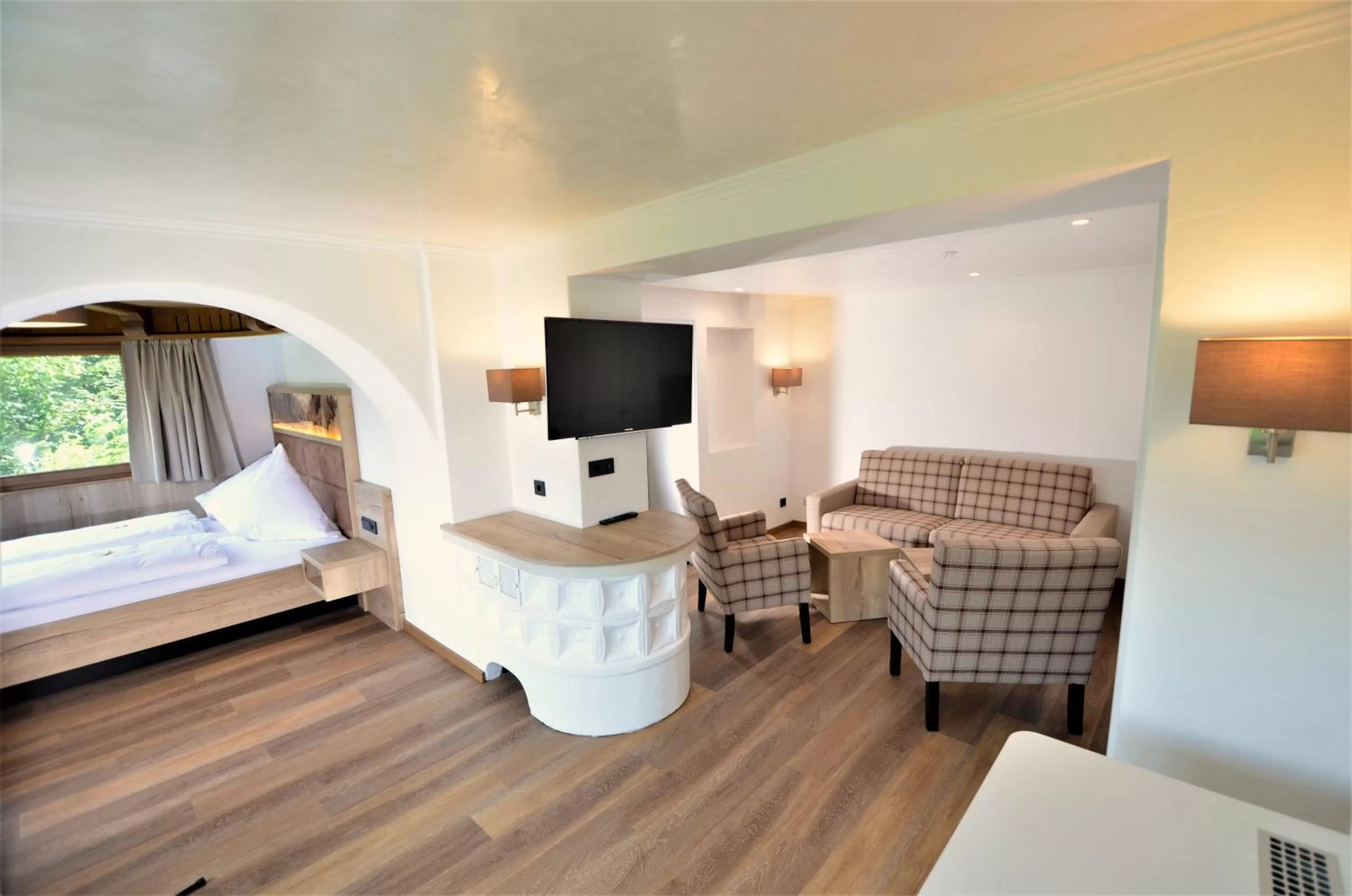 Photo of the whole room, TV/Entertainment Center in Naturhotel Café Waldesruhe