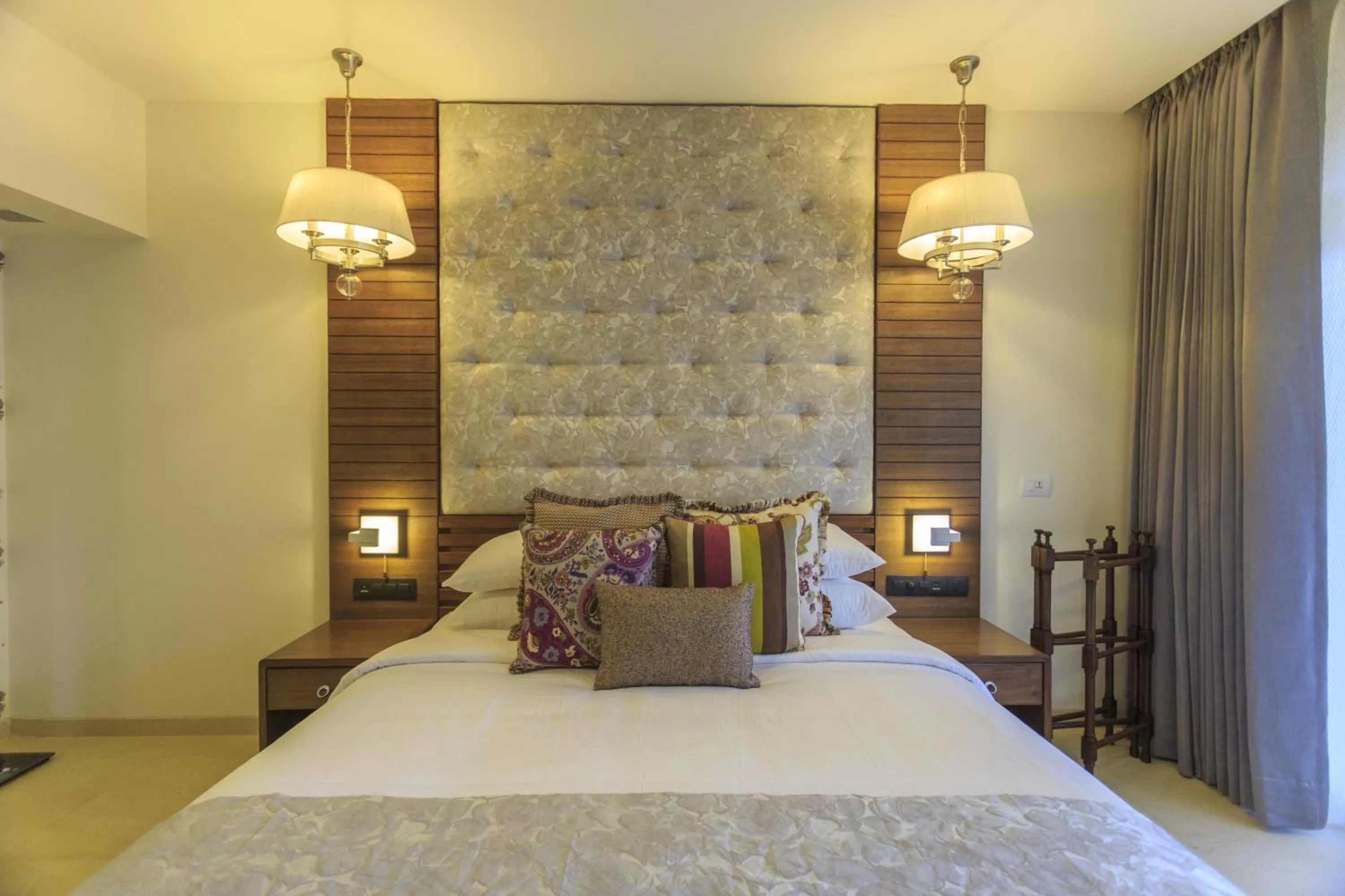 Bedroom, Bed in Acron Waterfront Resort