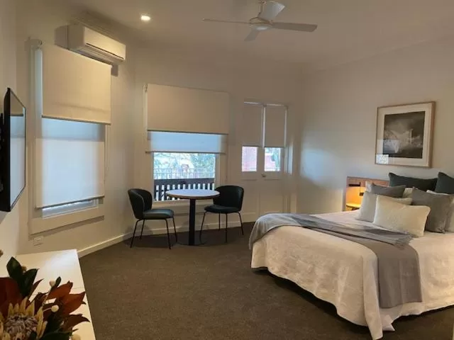 Bed in The Royal Daylesford Hotel